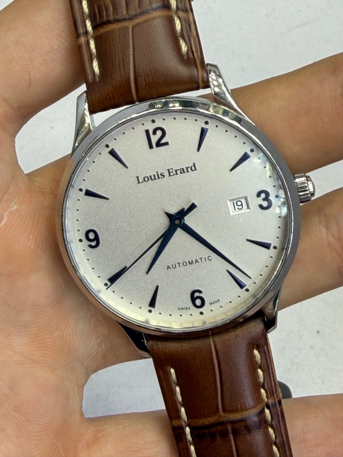 Louis Erard Automatic Swiss Made Men’s Watch Silver Dial Date Leather Strap