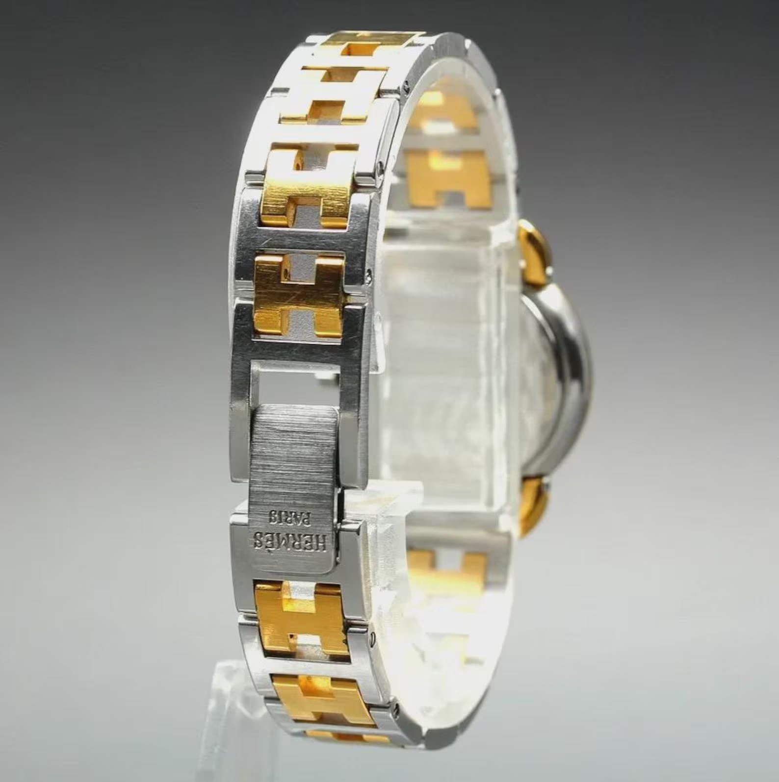 [Near MINT] HERMES Pullman 24mm Ivory Dial Gold Date Qz Women’s Watch From Japan