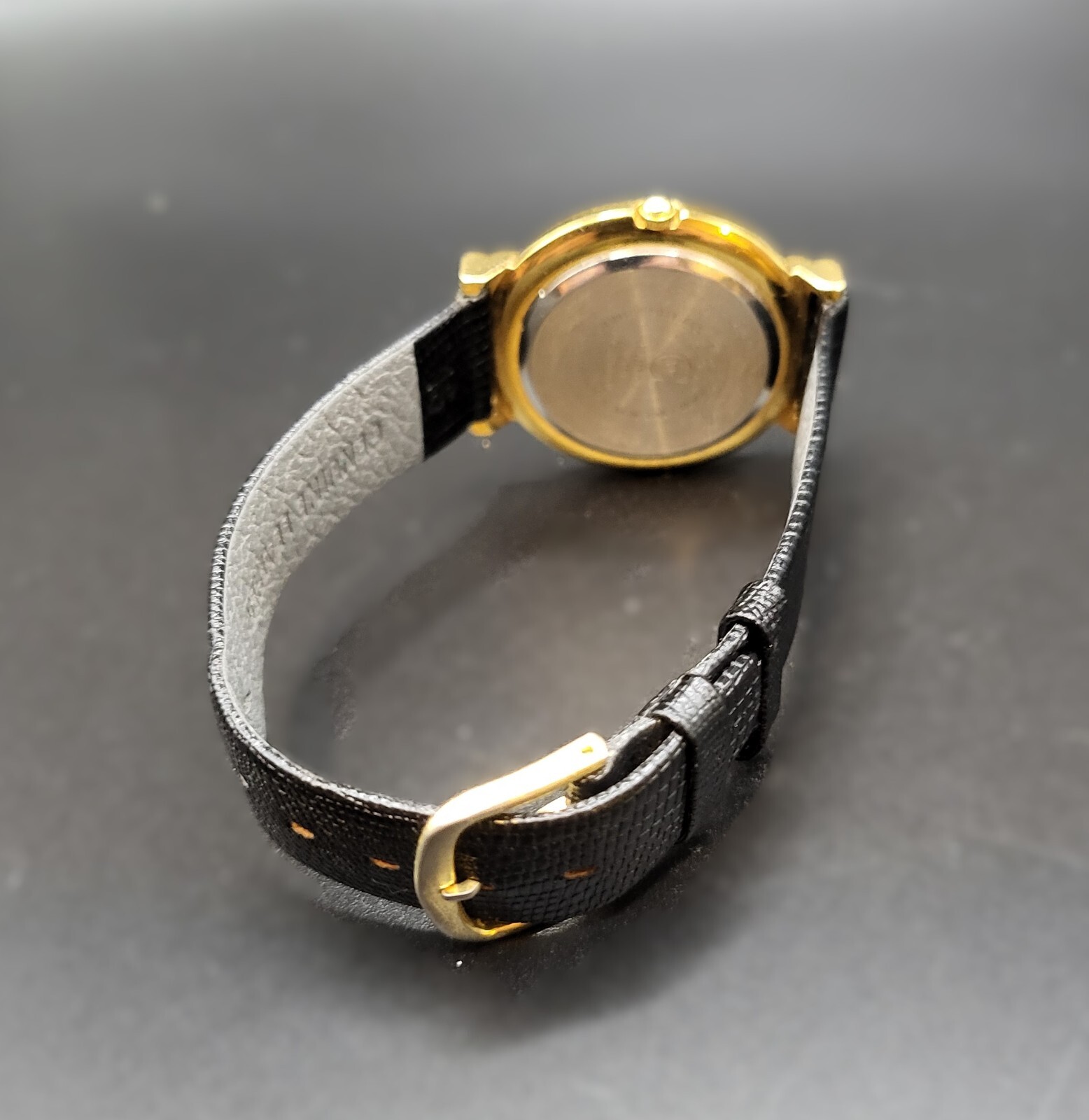 Vintage Optics Celebrity Watch International Ladies Quartz Watch 34 mm Leather