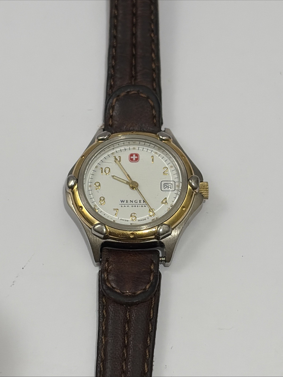 Wenger SWISS ARMY Ladies Watch 100 MTR Water Resident W/ New Battery!
