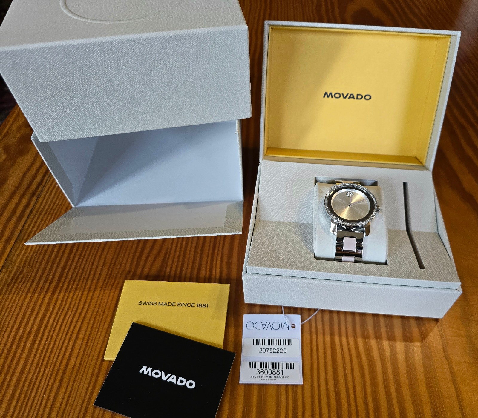 Movado Women’s Watch, $995 MSRP, Swiss, Ceramic, Crystals, 36 mm, Bold, 3600881