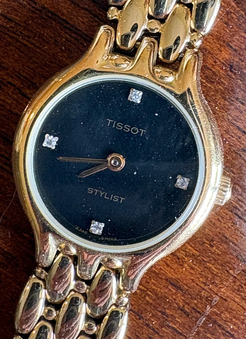 Tissot Ladies dress watch, Vintage from the early 90’s.
