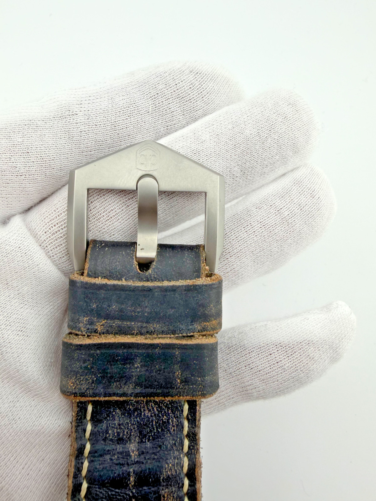 Vintage-VDB F24 Titanium – vintage leather strap – SWISS movement – BRAND NEW
