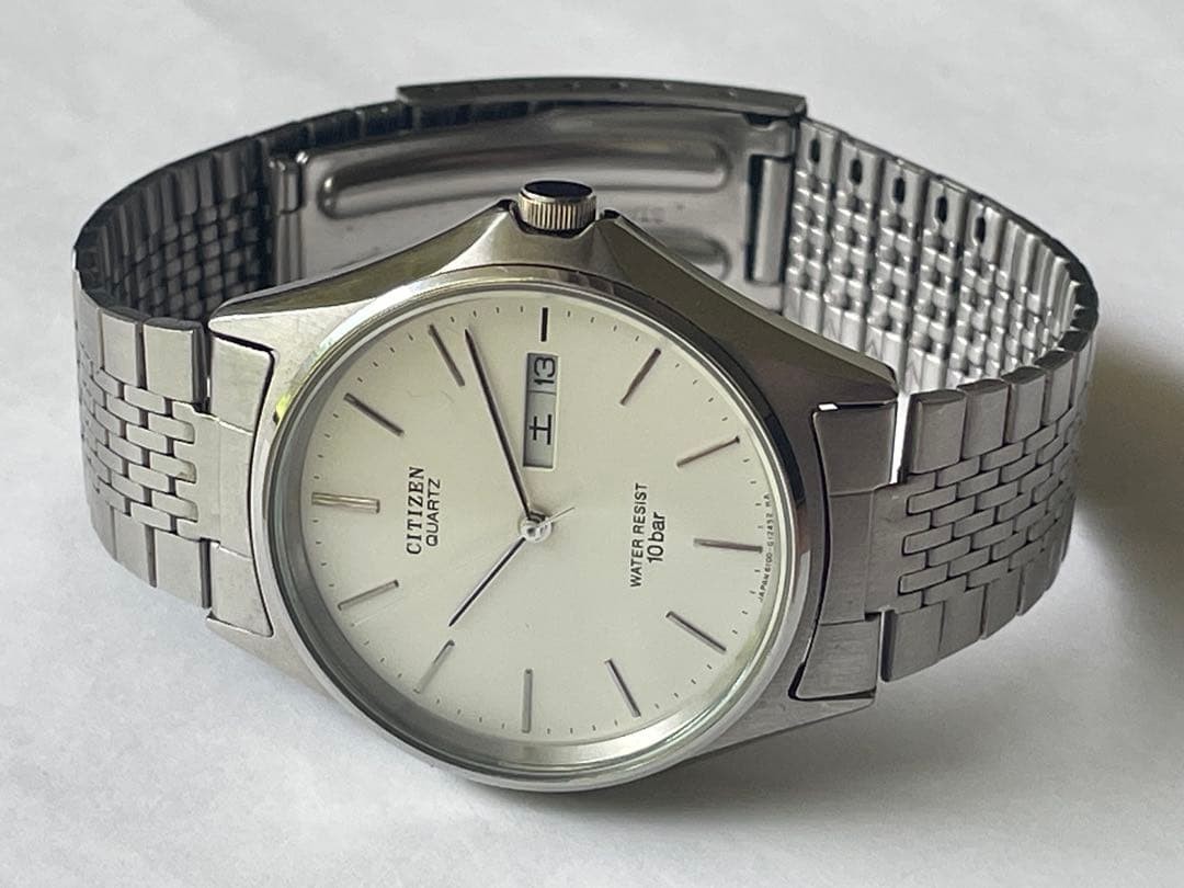 Citizen G100-G03685K Quartz Watch wrist 18.5cm/7.3in Analog Timepiece