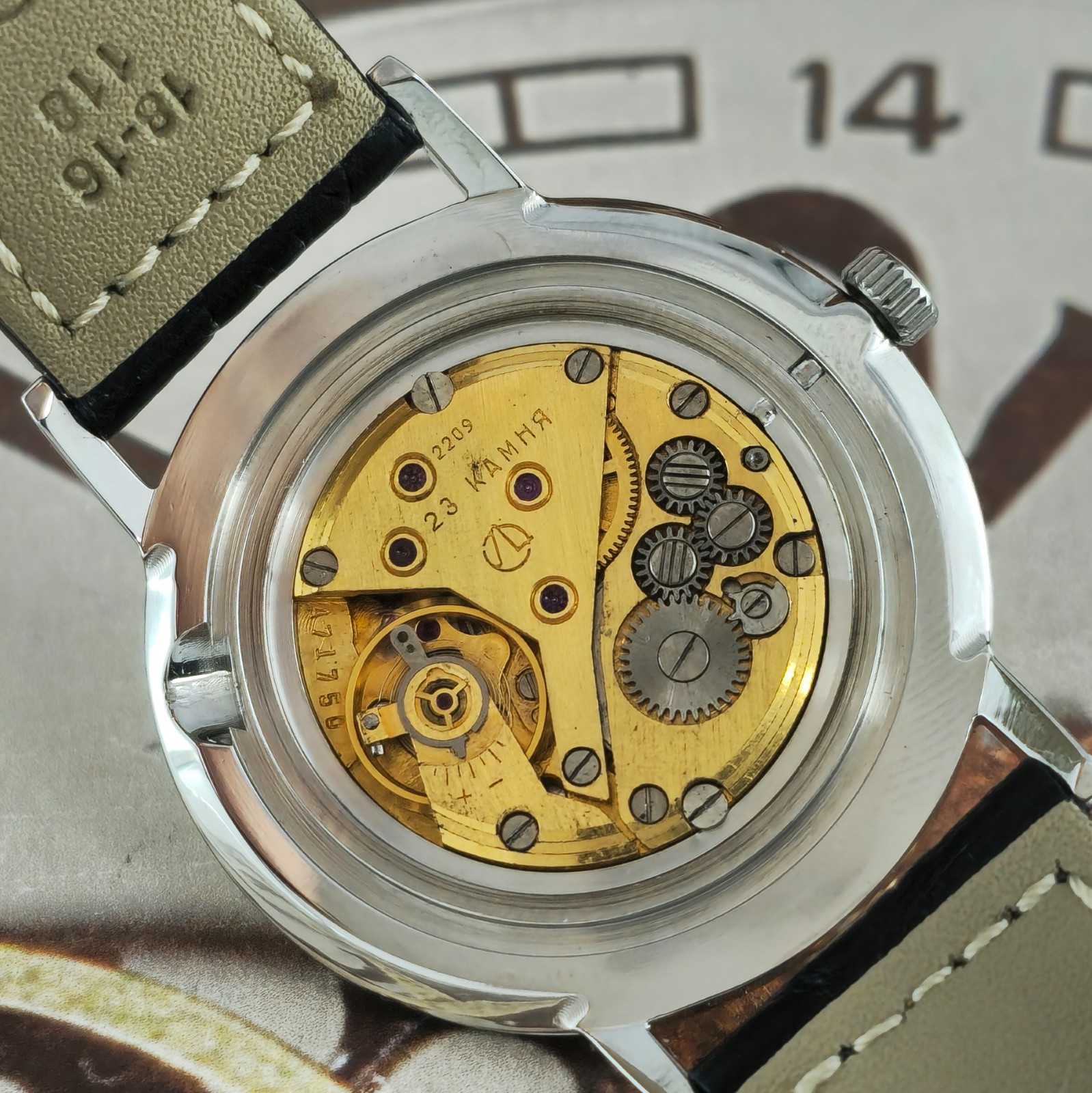 Vintage Watch USSR Poljot De Luxe 23 Jewels ULTRA SLIM Soviet Mechanical Watch