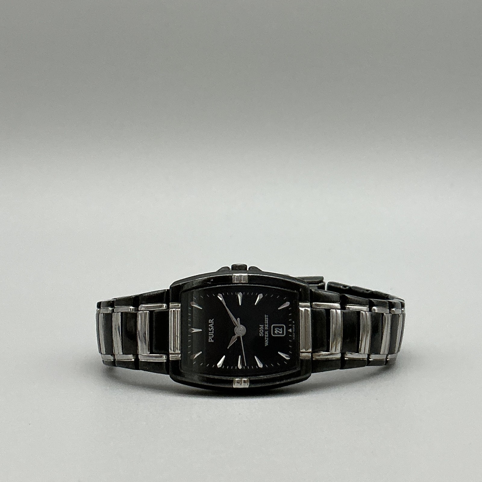 Pulsar VJ22-X030 Womens Watch 23mm Black Dial Date Black Bracelet New Battery 6″