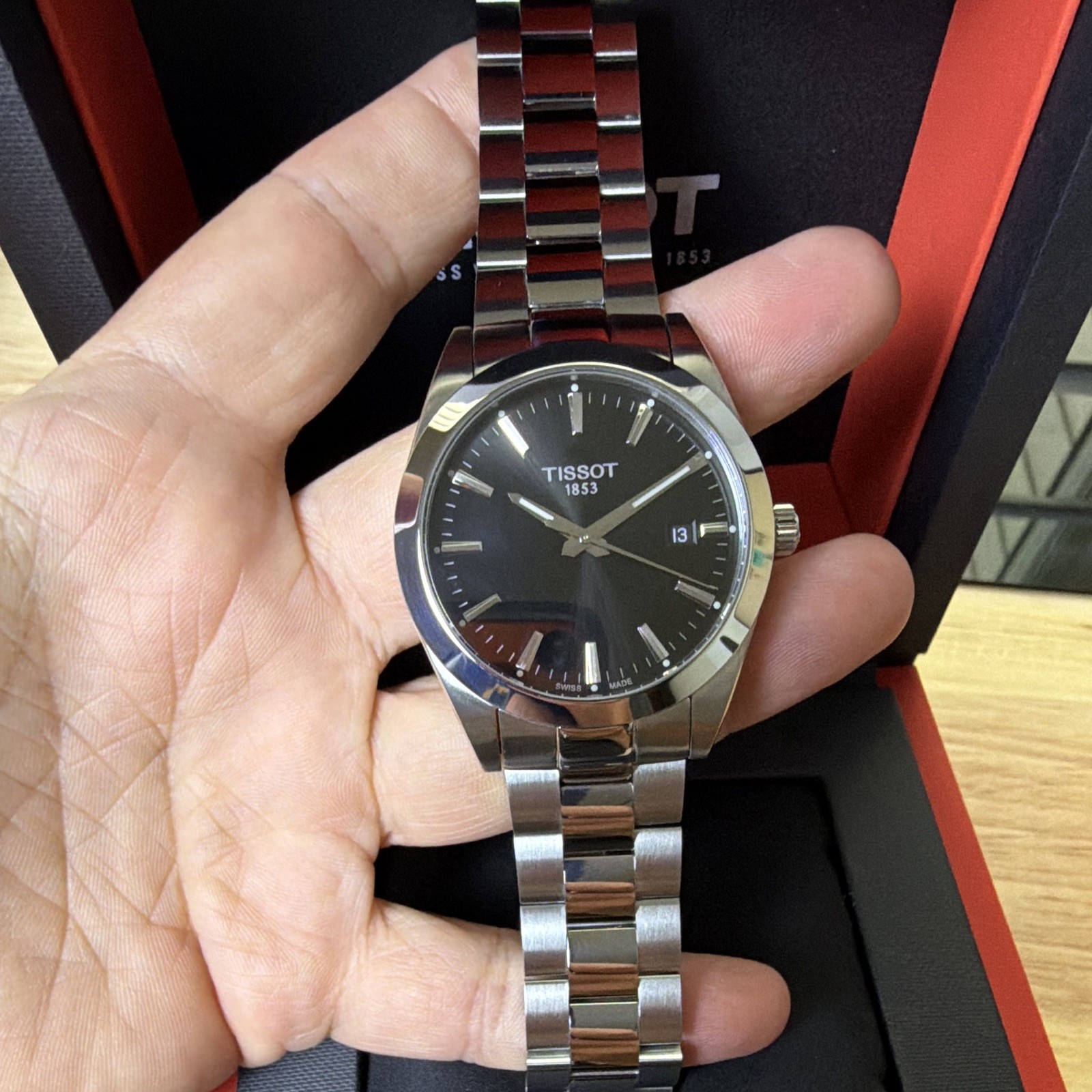 Tissot Quartz Black Sunburst Dial 40mm Date Sapphire Steel Bracelet 100m w/ Box
