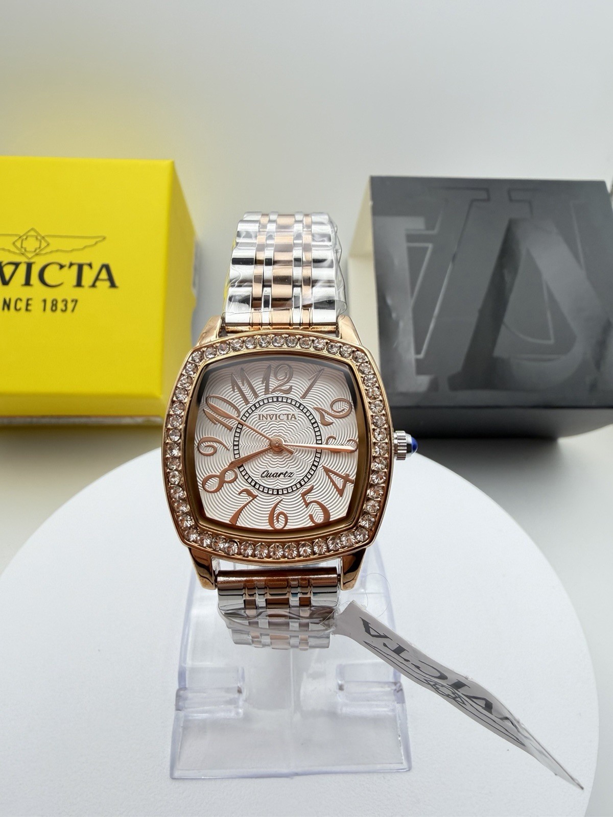 Invicta Wildflower Women’s Watch – 31mm, Gold, Steel (69354)