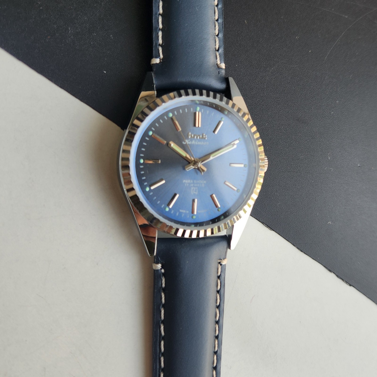 Vintage HMT Kohinoor Fluted Bezel Mechanical Hand Winding Wrist Watch A08