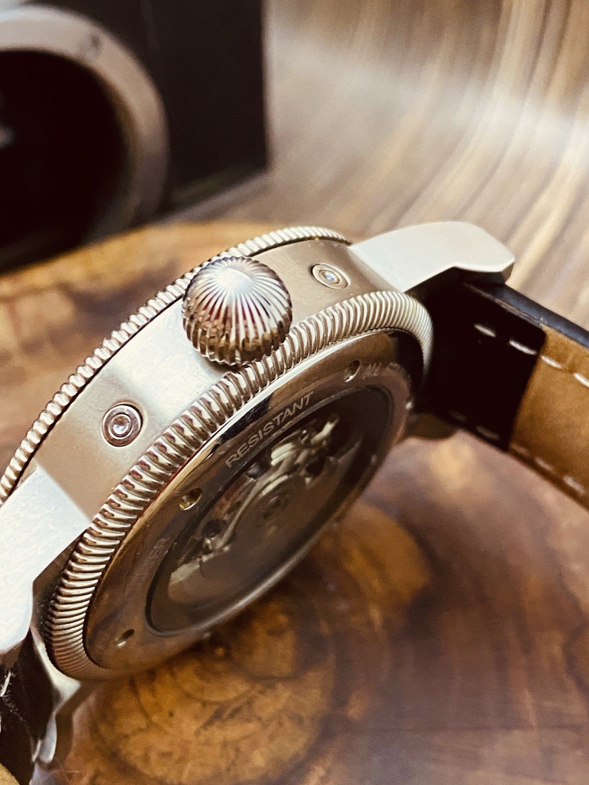 AEROMATIC 1912 GERMANY A1281 STAINLESS STEEL GENUINE LEATHER WRISTWATCH #7358