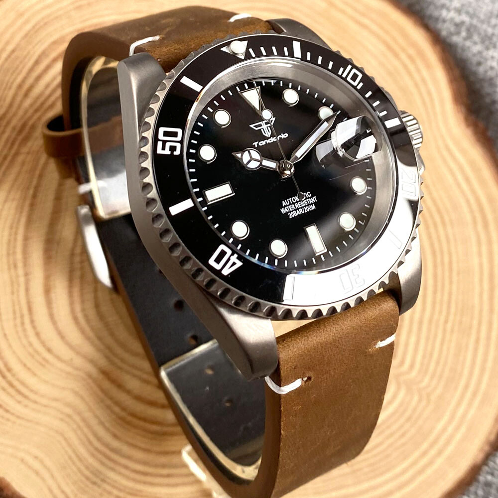 40mm Titanium Sapphire Glass Japan NH35 Automatic Mens Watch 20ATM Date Luminous