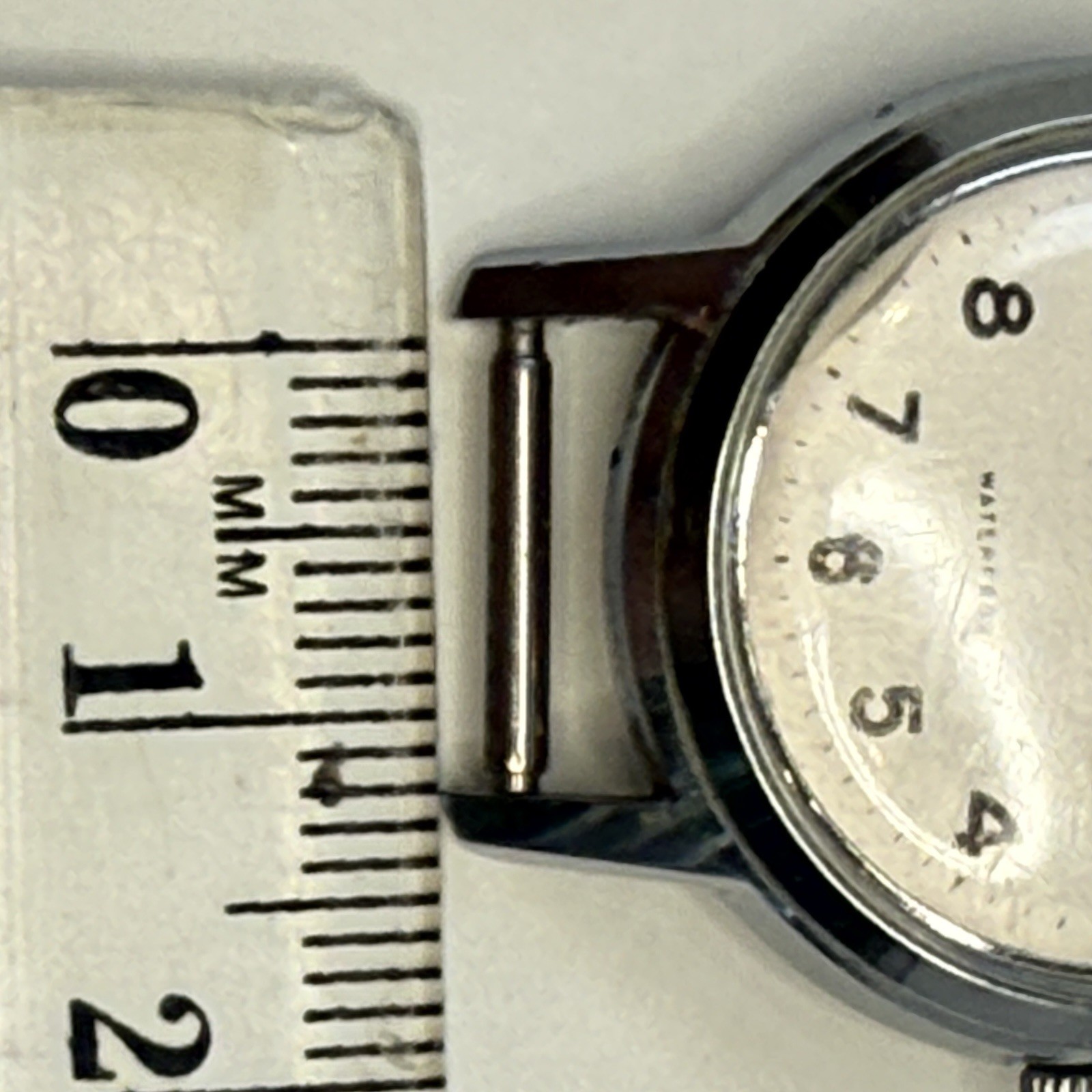 Vintage 1960s Womens Timex Mechanical Watch 27mm 12mm Lug Runs EUC