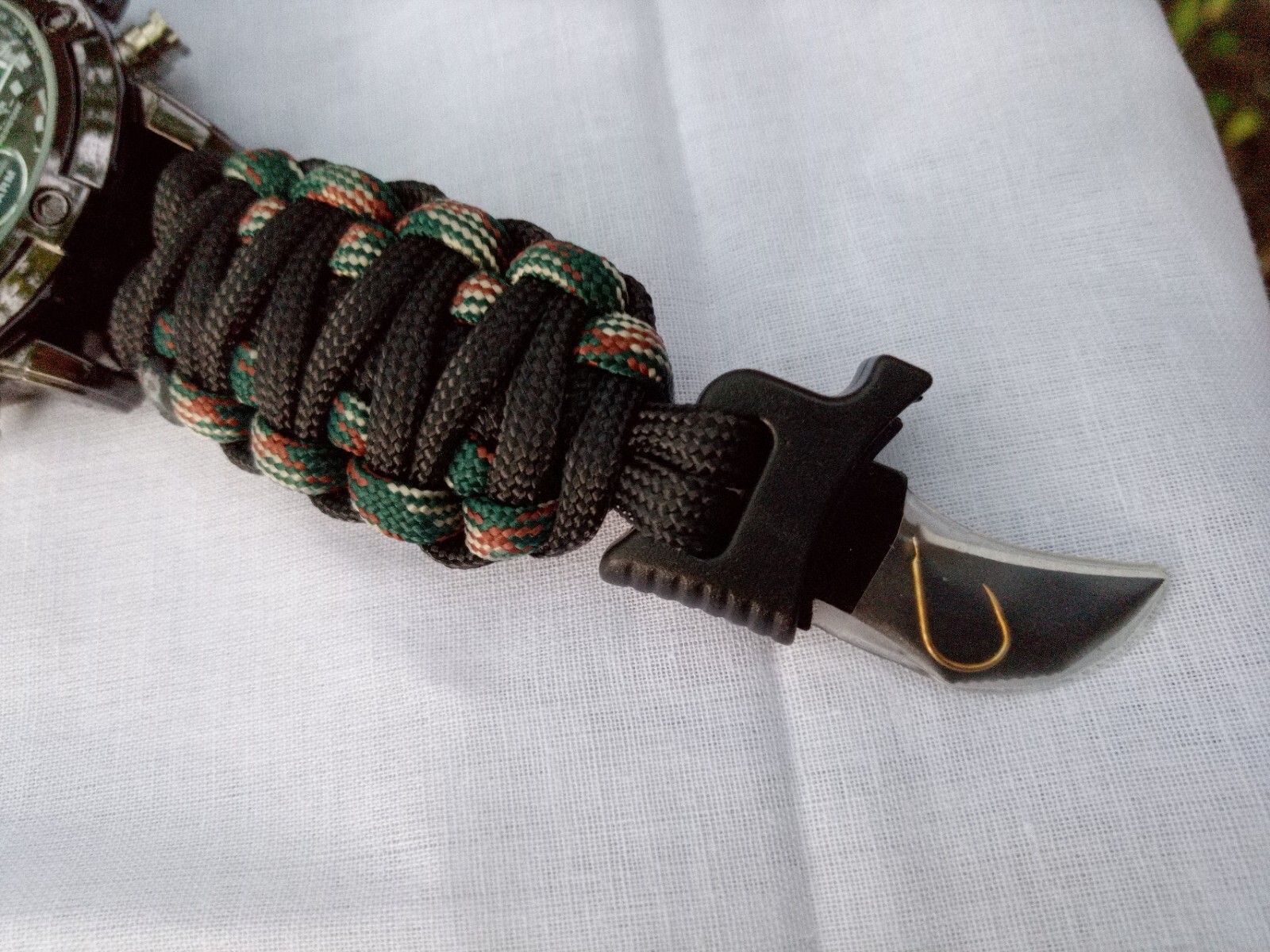 Military Watch Tactical Paracord Buckle Knife Whistle Fire Starter FishLine Hook
