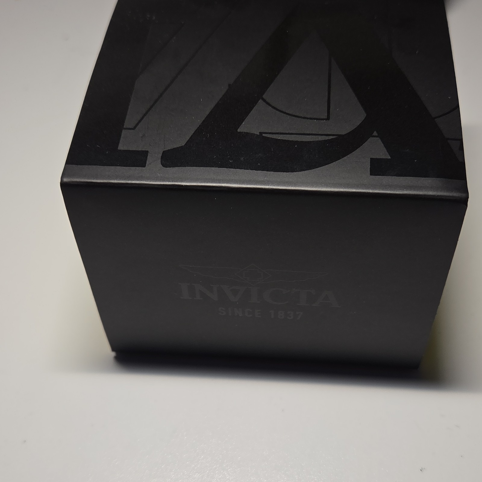 Invicta Pro Diver Men’s Gold-Tone SS Watch Black Dial Quartz 200m Date 37.5mm