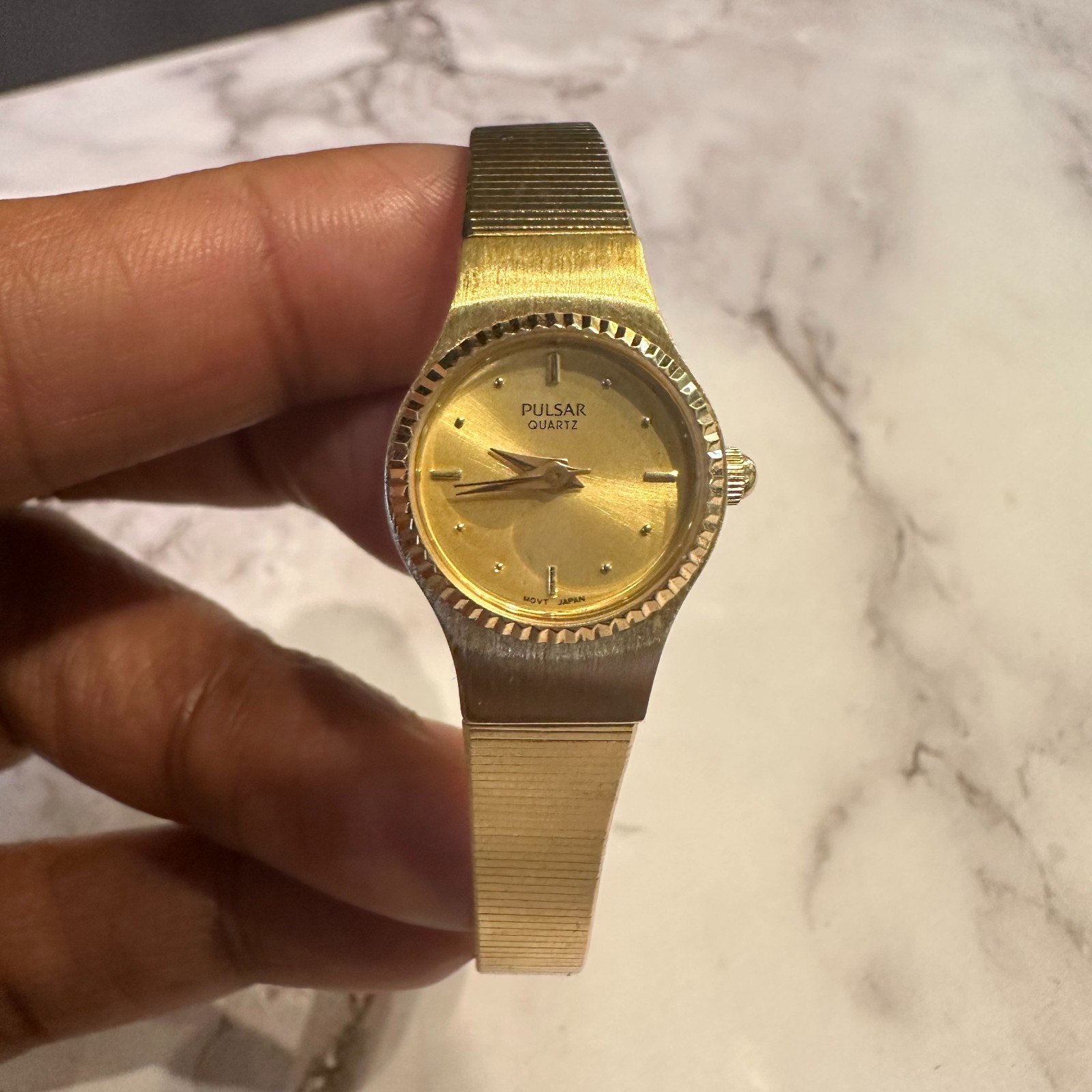 Vintage Pulsar Womens Watch Gold Tone Small Dial 15MM New Battery 5.75 Inch
