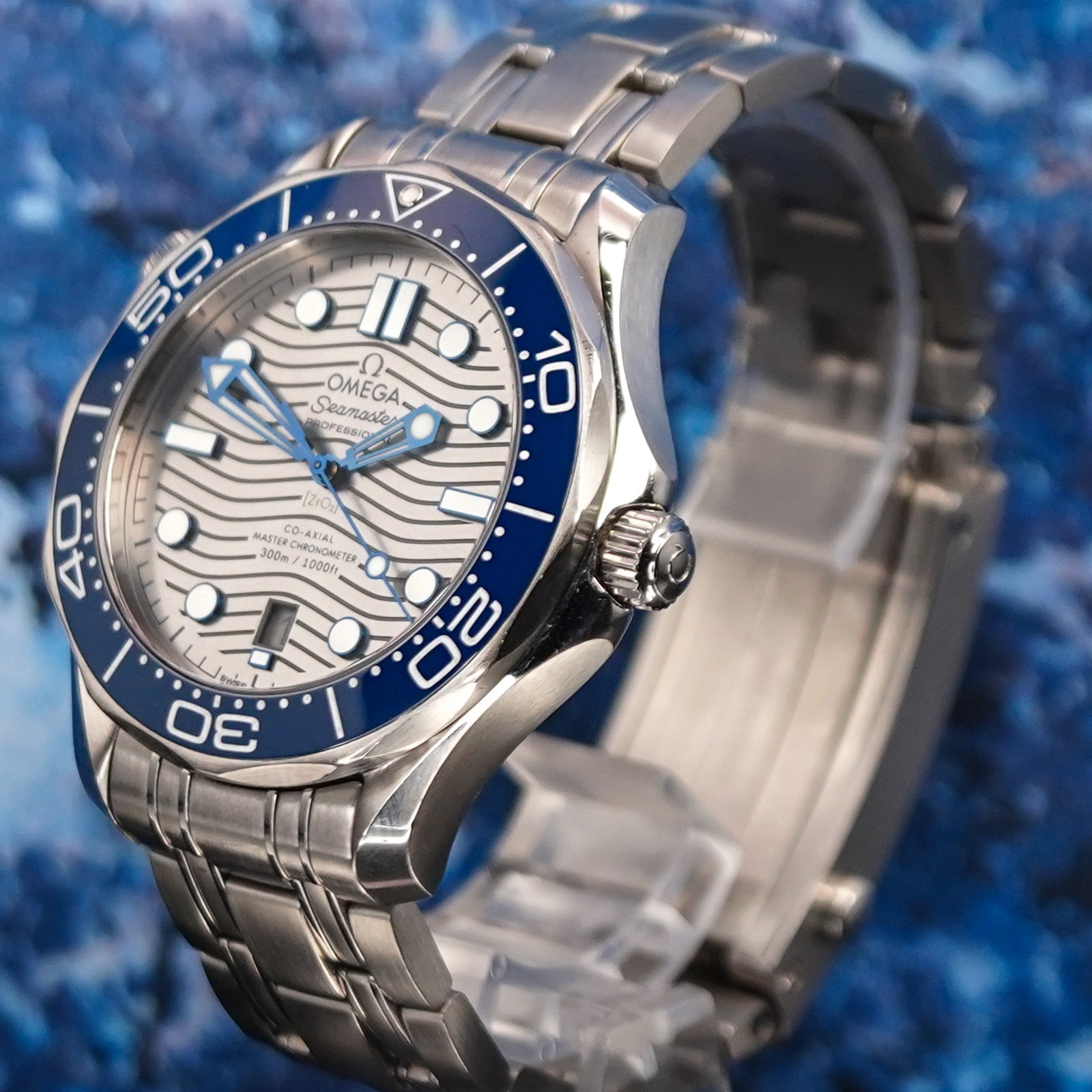Omega Seamaster Diver 300M – 42mm – 210.30.42.20.06.001 – Grey Dial – 2019 – B&P