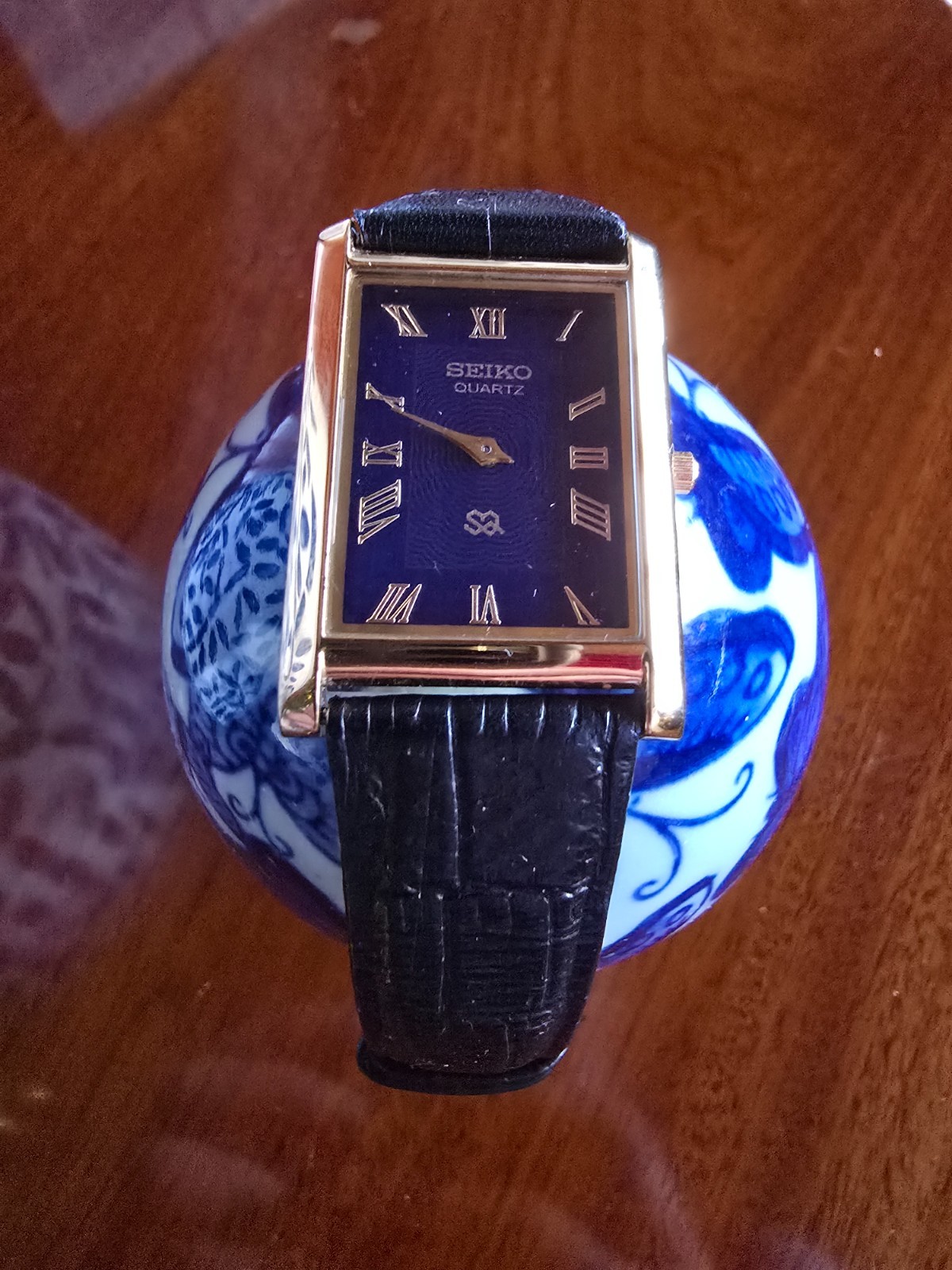 Seiko slim quartz classic blue face gentlemen’s classic watch