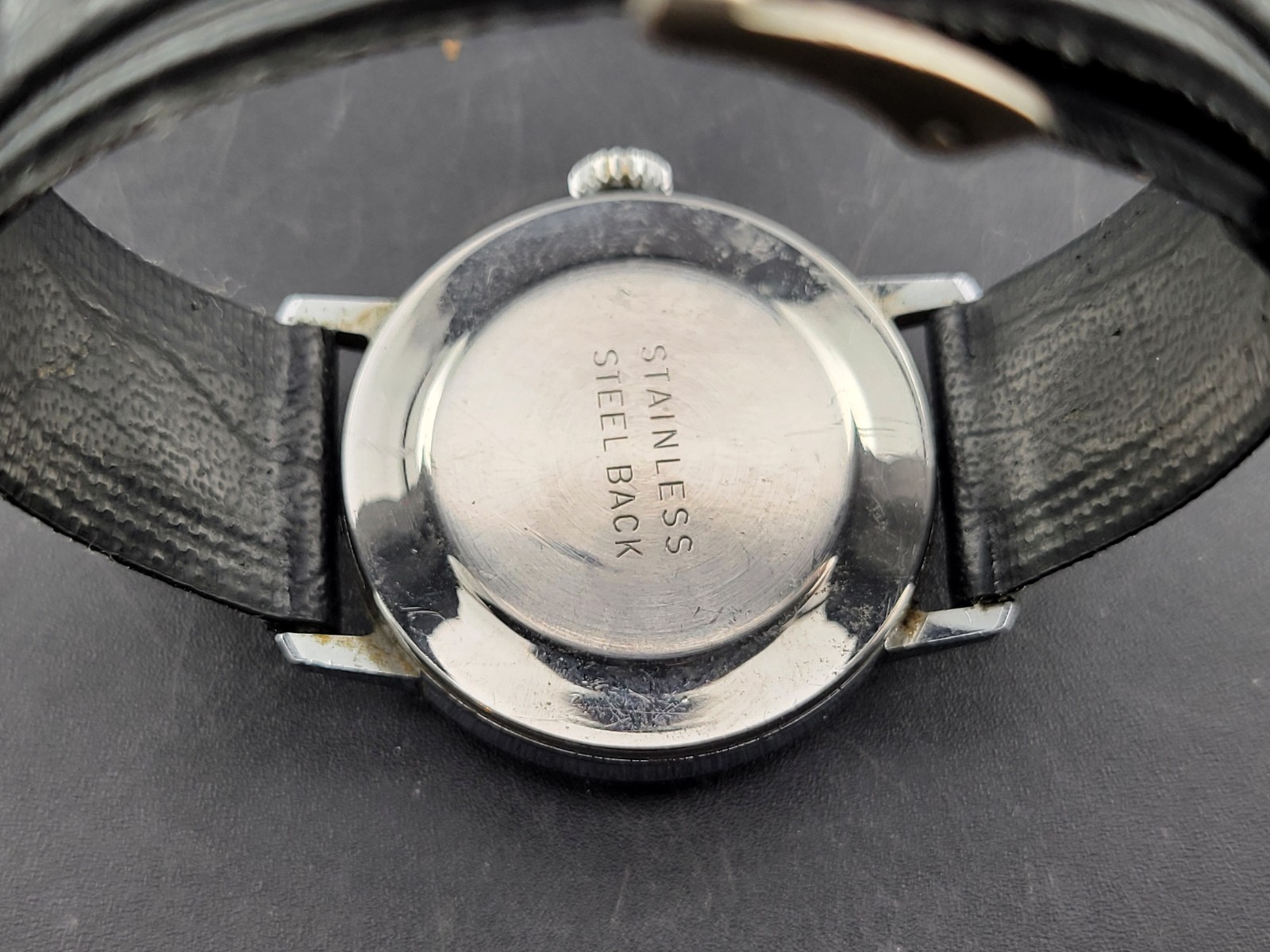 w/Running Video: NICE Men’s Kienzle Germany Red Second Hand Subdial Watch in USA