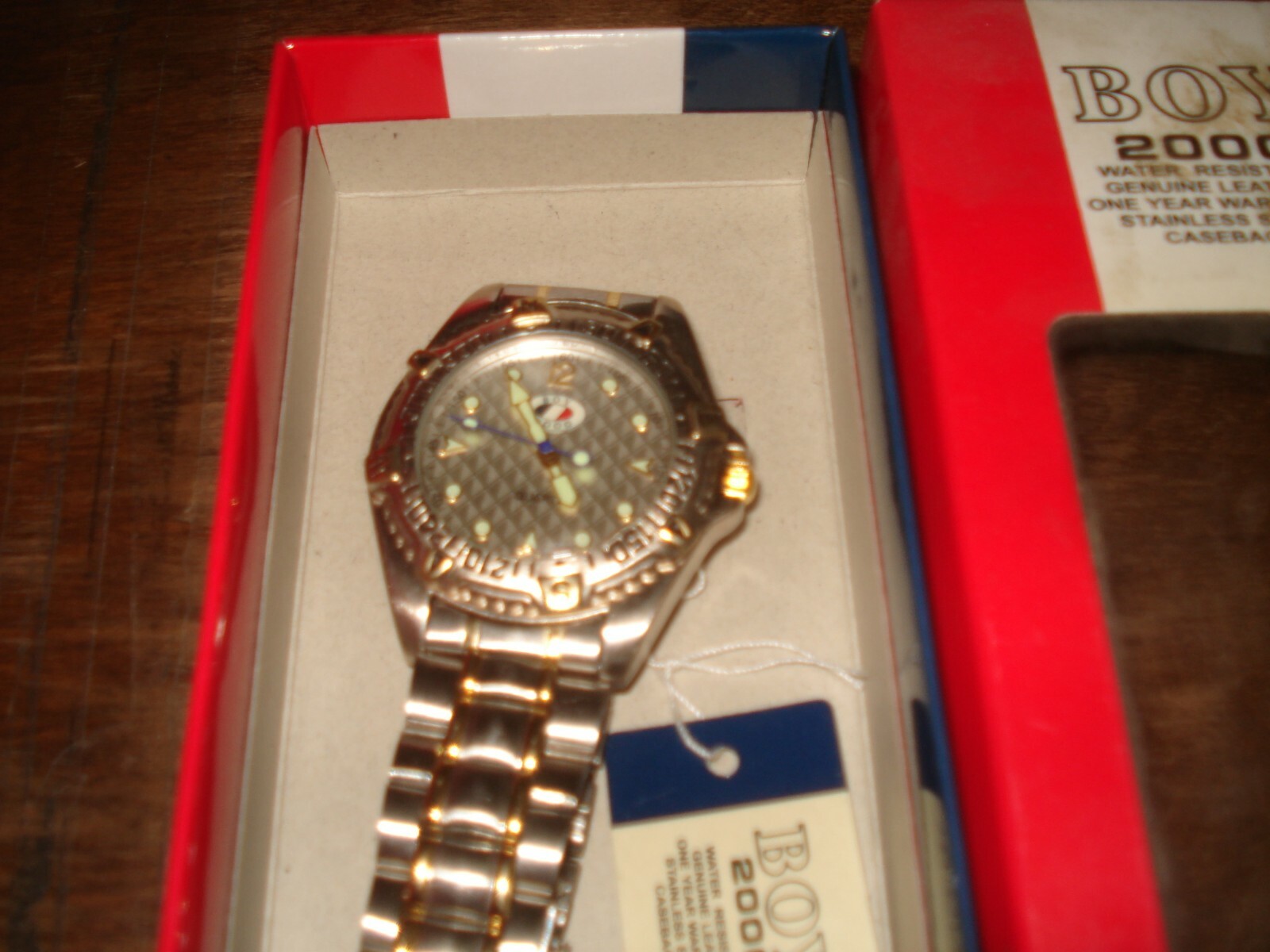 Boy 2000 Quartz Men’s Water Resistant Watch NEW