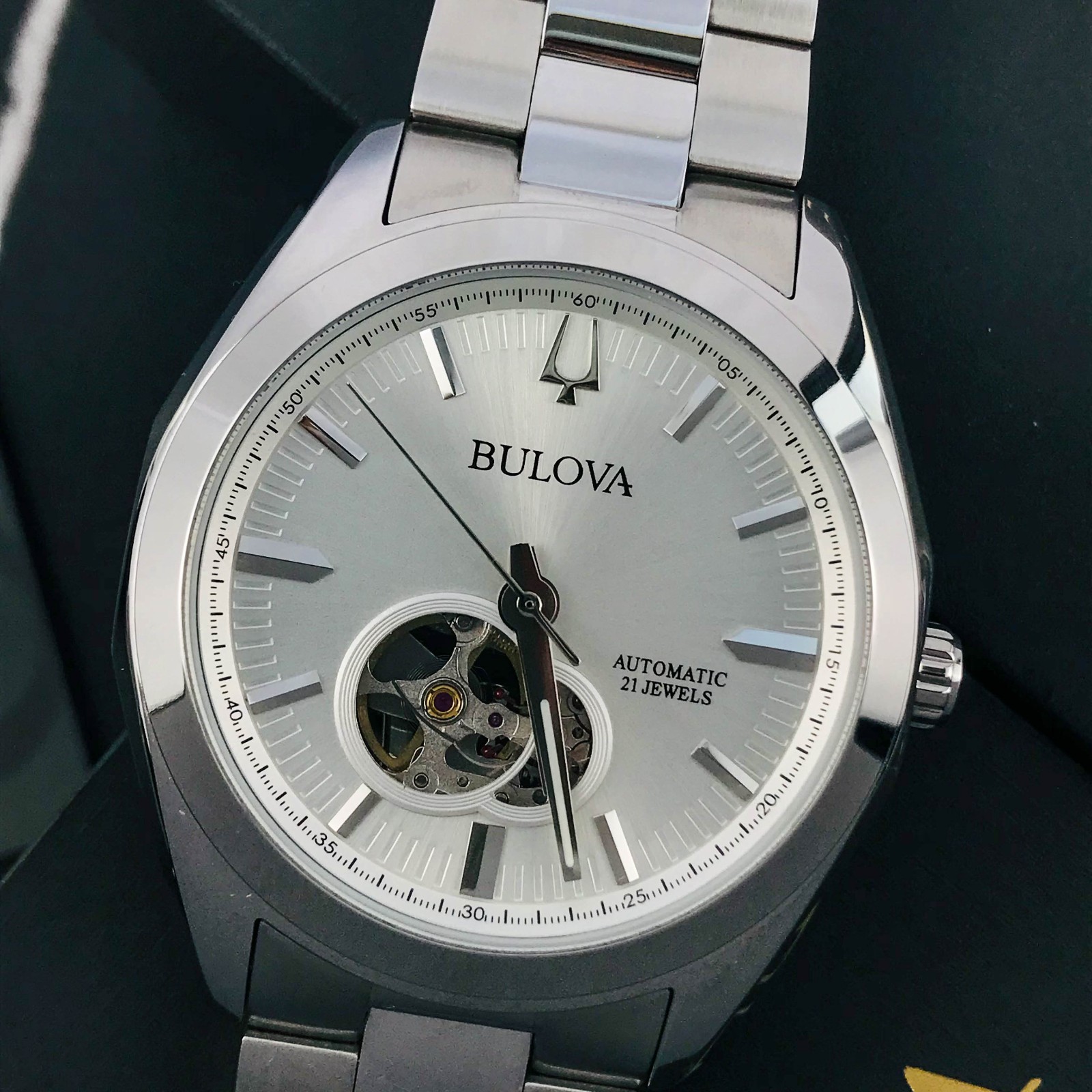 Bulova 96A274 Suveyor Automatic White Dial Stainless Steel Men’s Wristwatch 42MM