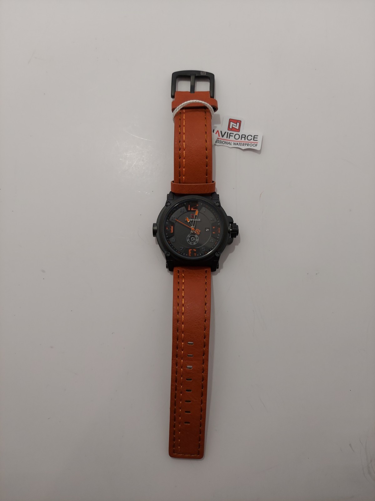 NAVIFORCE NF8023 Men’s Quartz Watch Leather Strap Sport Waterproof