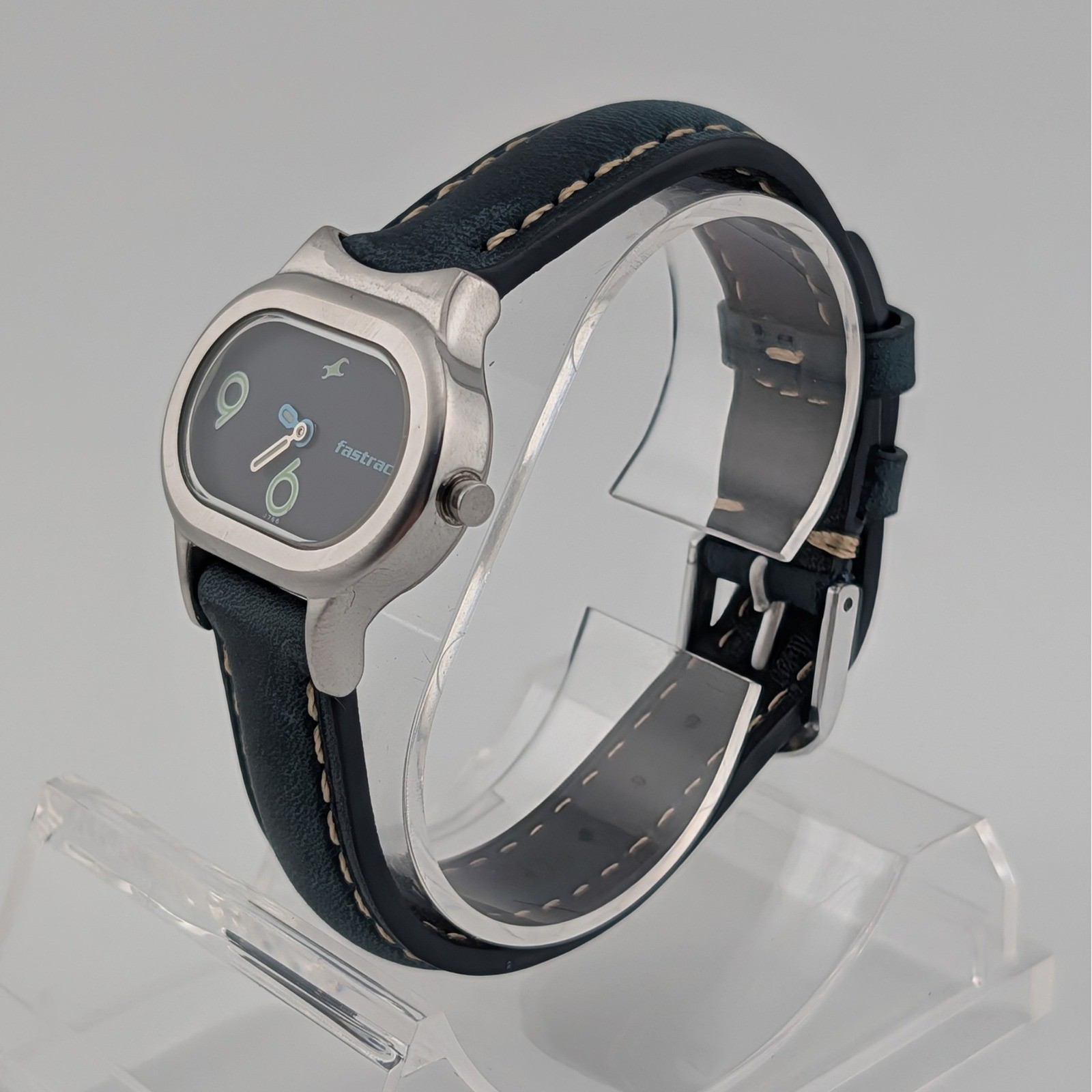 Fastrack Blue Minimalist Oval Watch Y2K Futuristic Art Dial India 30mm