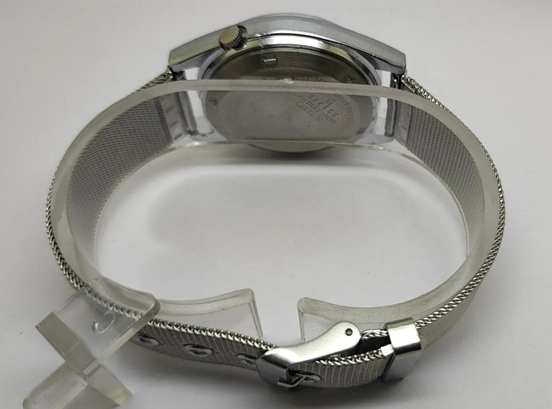Seiko 5 Vintage Automatic Men’s Watch Silver Japan Made Free Ship 067299