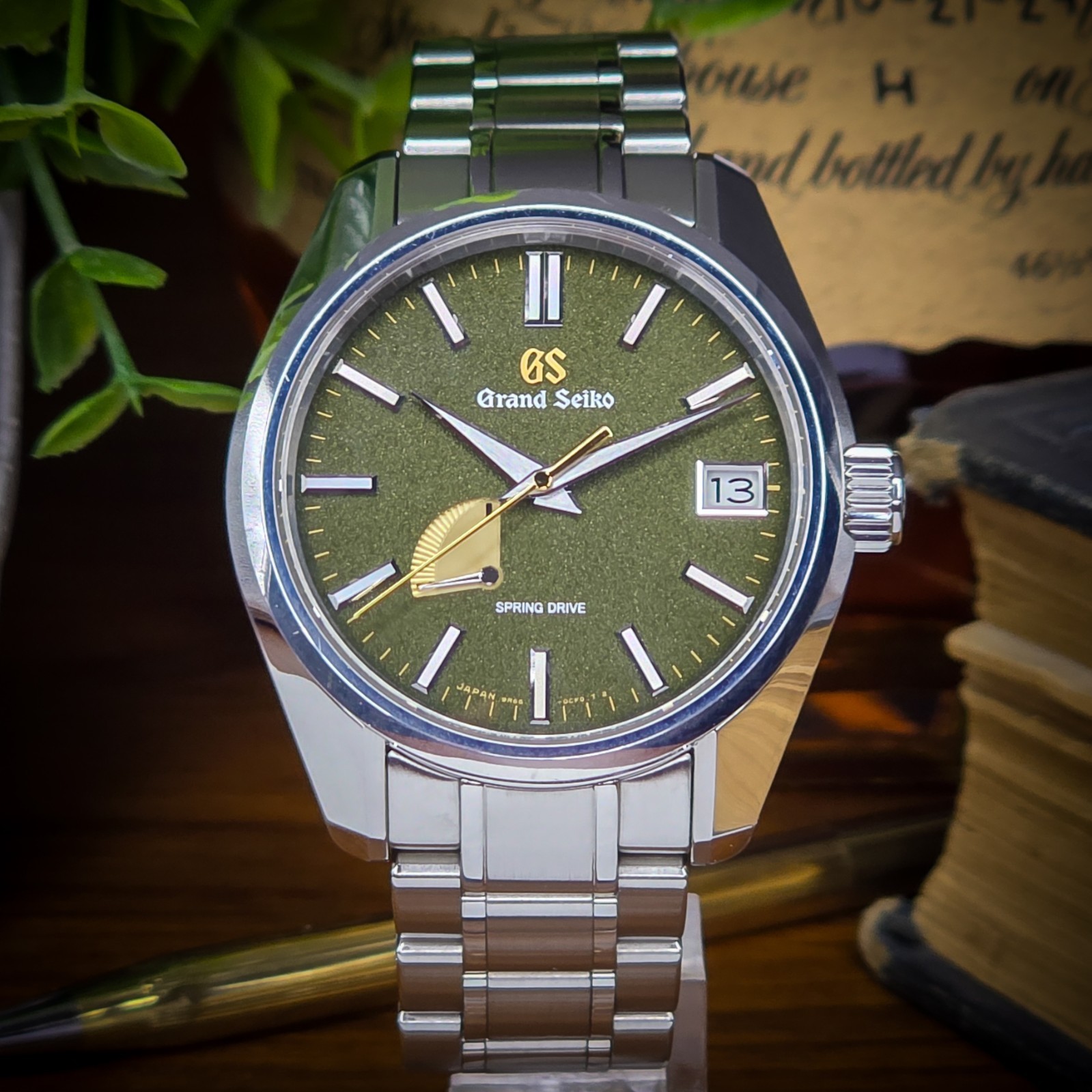 2025 Grand Seiko SBGA491 “Katana” Spring Drive Green Dial 40mm Full Set