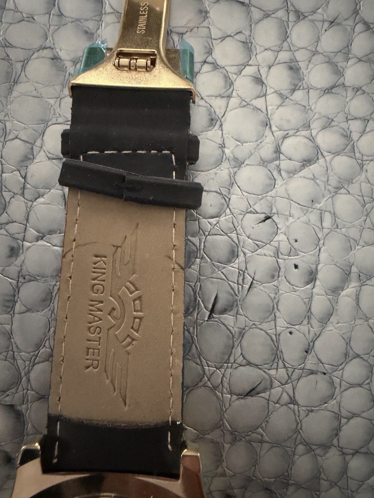 Kings Master Men’s Stainless Gold-tone Case Black Leather Band 0.12ct Diamond