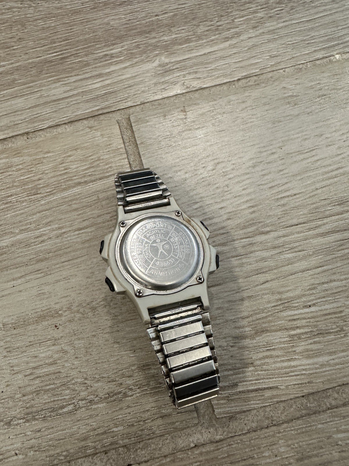 VTG Armitron 40/6631 Alarm Chrono All Sports Watch