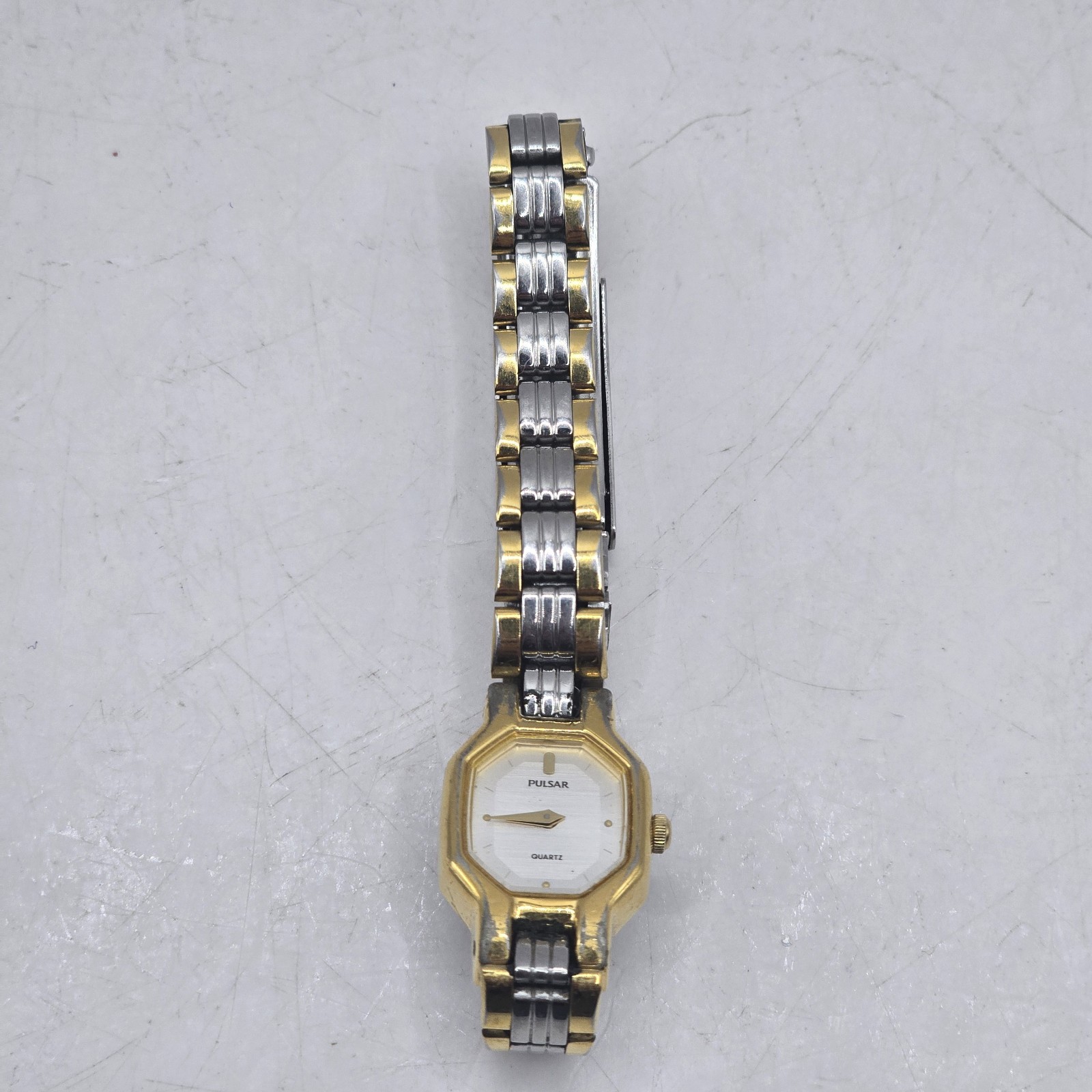 Vintage Pulsar Women Watch 16mm Two Tone Stainless Steel Bracelet Y150-5B70