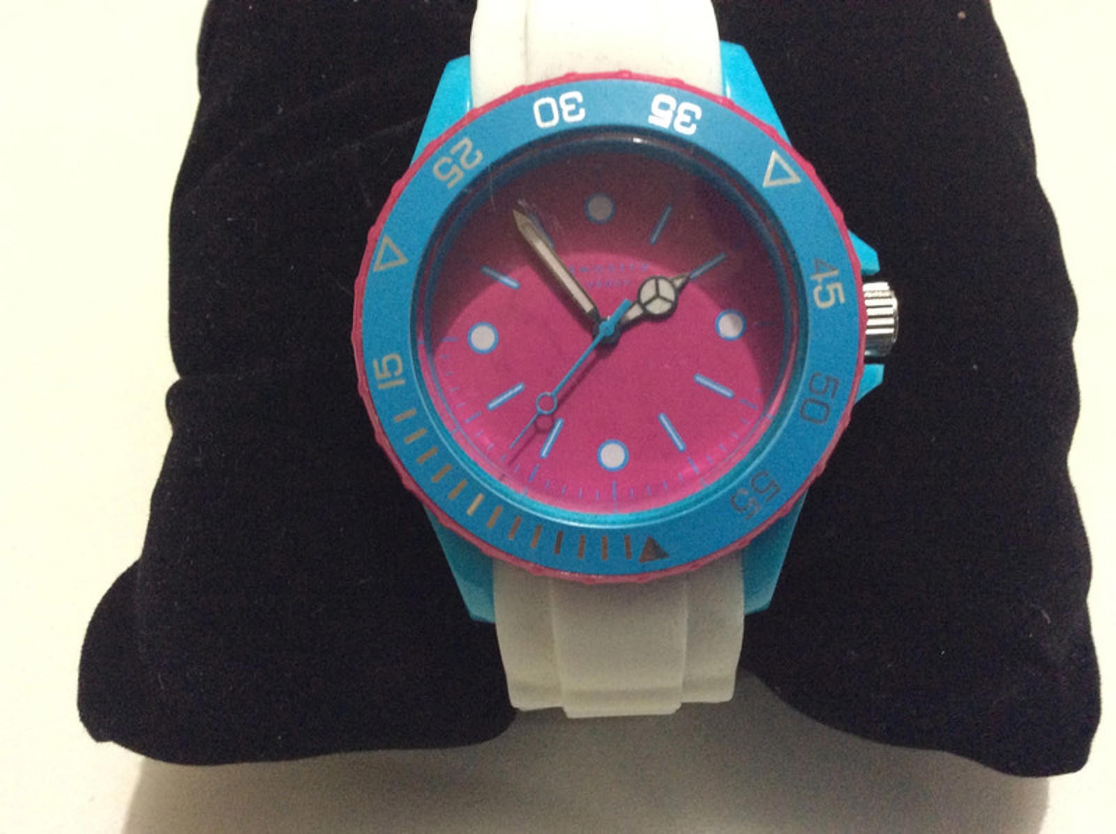 Identity London Ladies’ Soft Touch rubber white strap pink dial watch