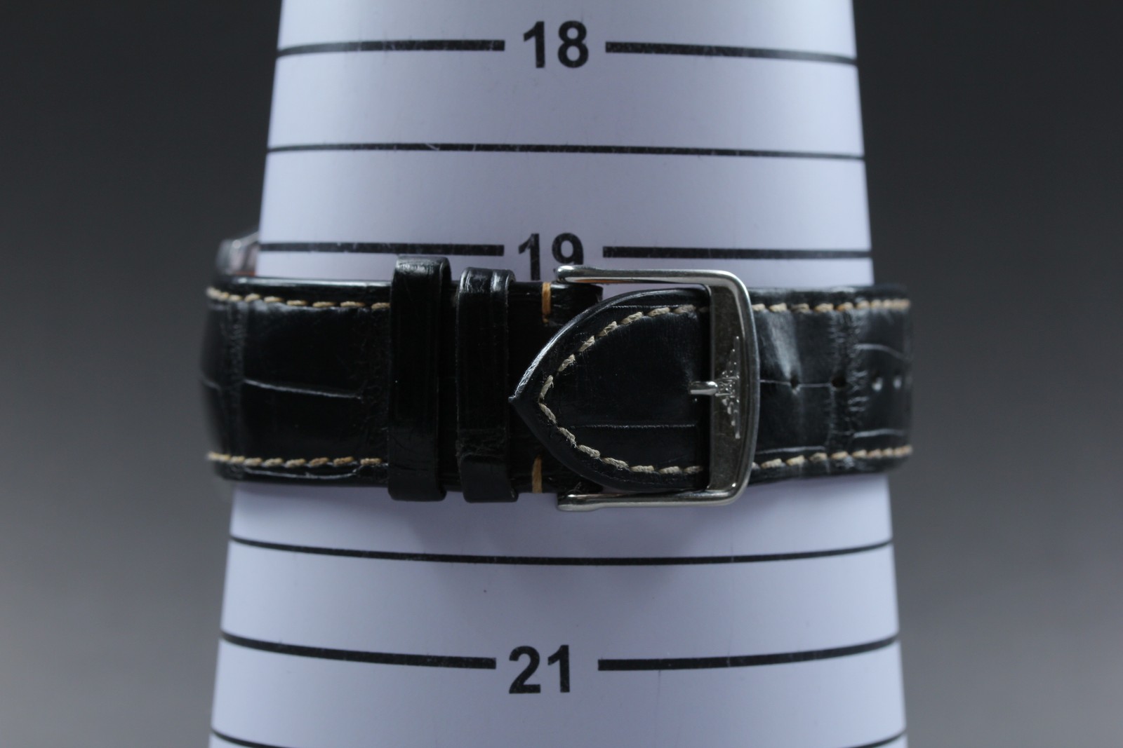 Rare *Near MINT Box* Longines L2.794.4 Heritage 1935 Black Automatic Mens Watch