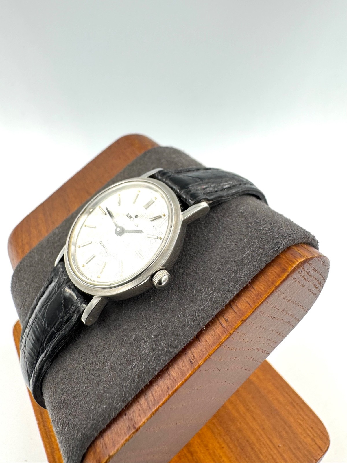 junghans 24mm Women Quartz Watch New Battery working JK-806L f3039