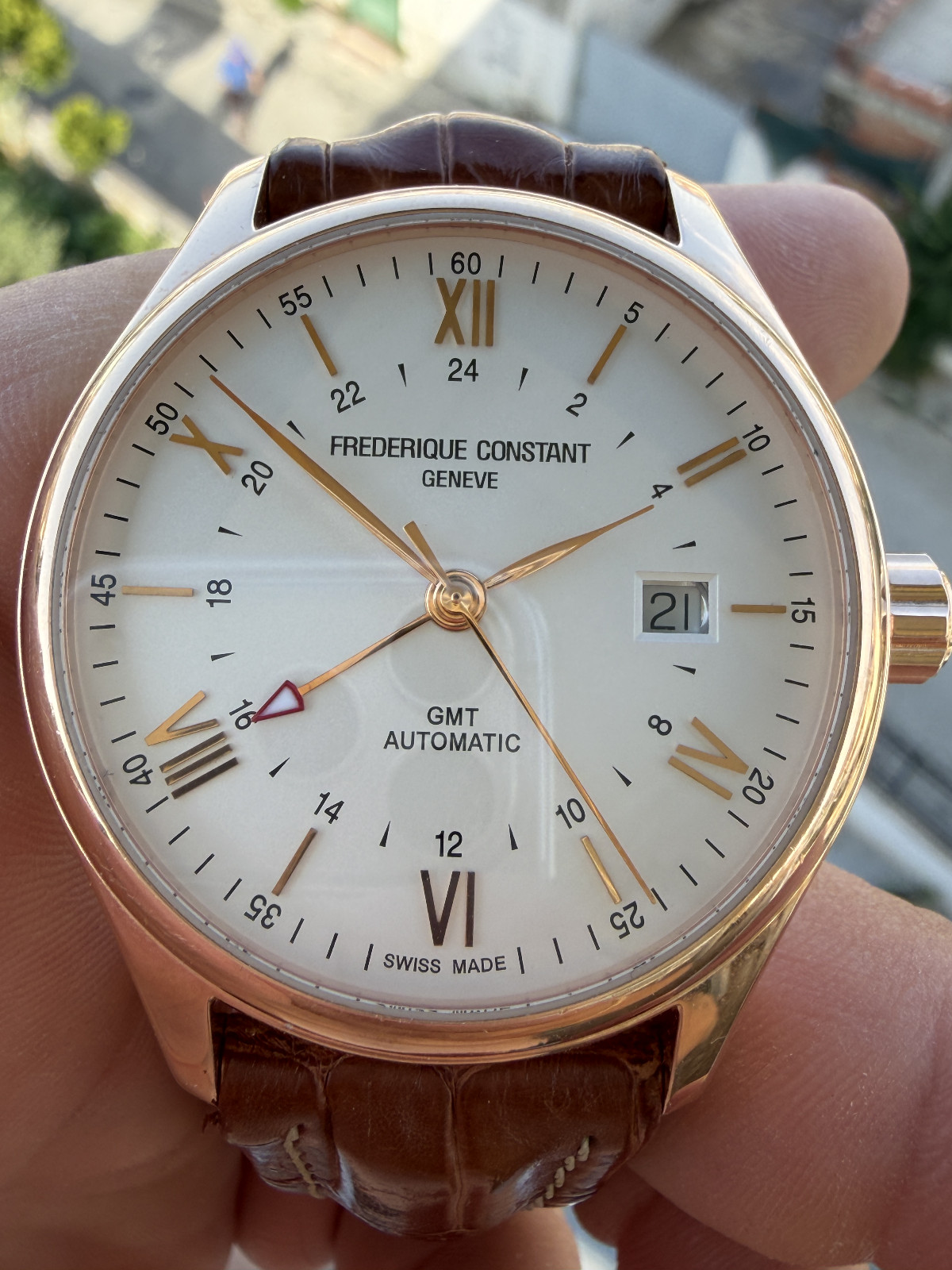 Frederique Constant Classics Automatic GMT FC-350X5B4/6 PVD Rose Gold 42 mm
