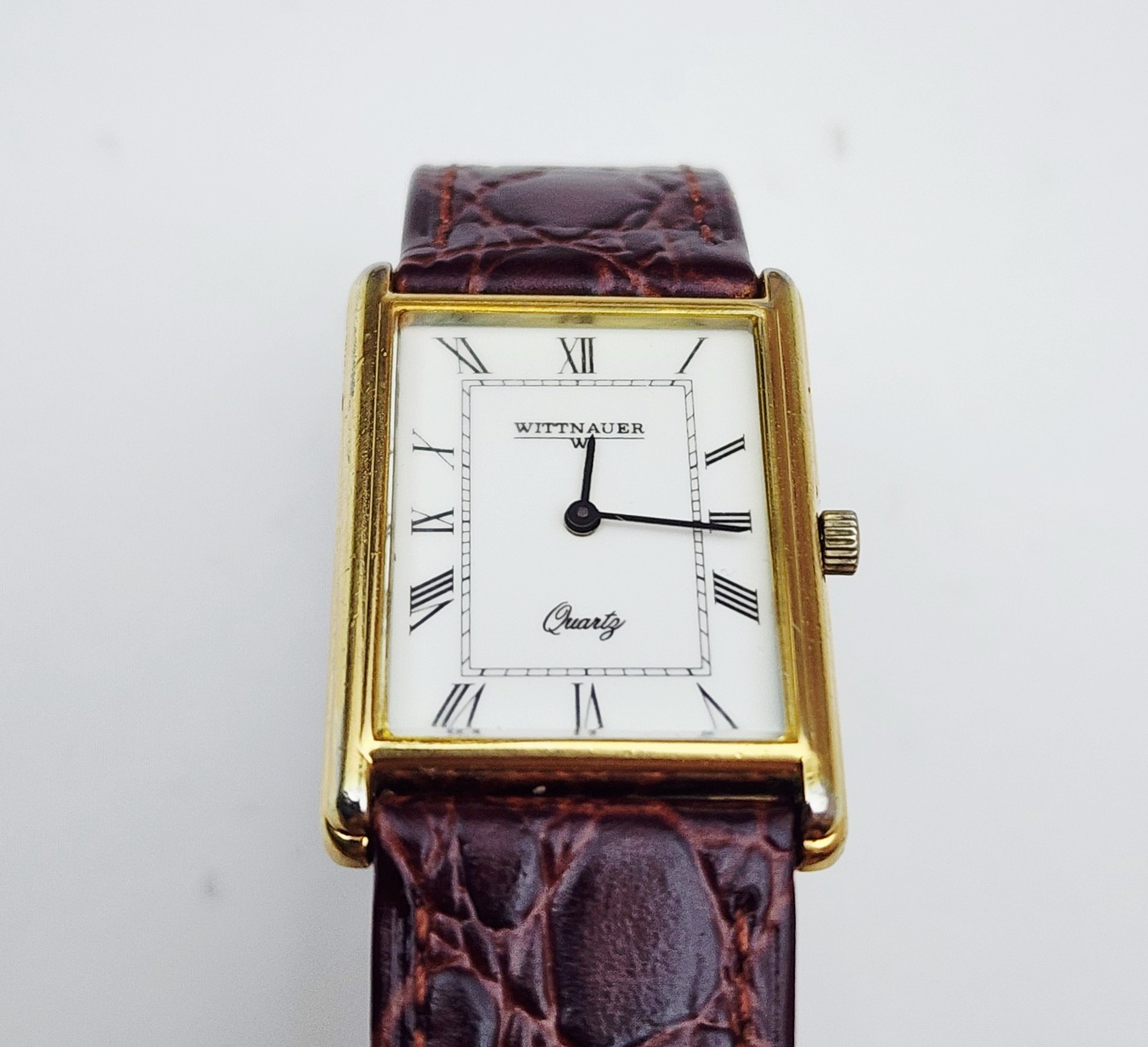 Men’s SWISS Vintage Watch WITTNAUER “Tank” 9782. Midsize