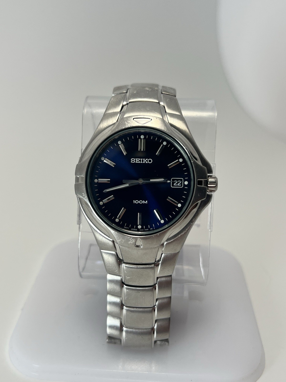 Vintage Seiko Men’s Quartz Watch 7N42-7C00 Blue Dial 38mm
