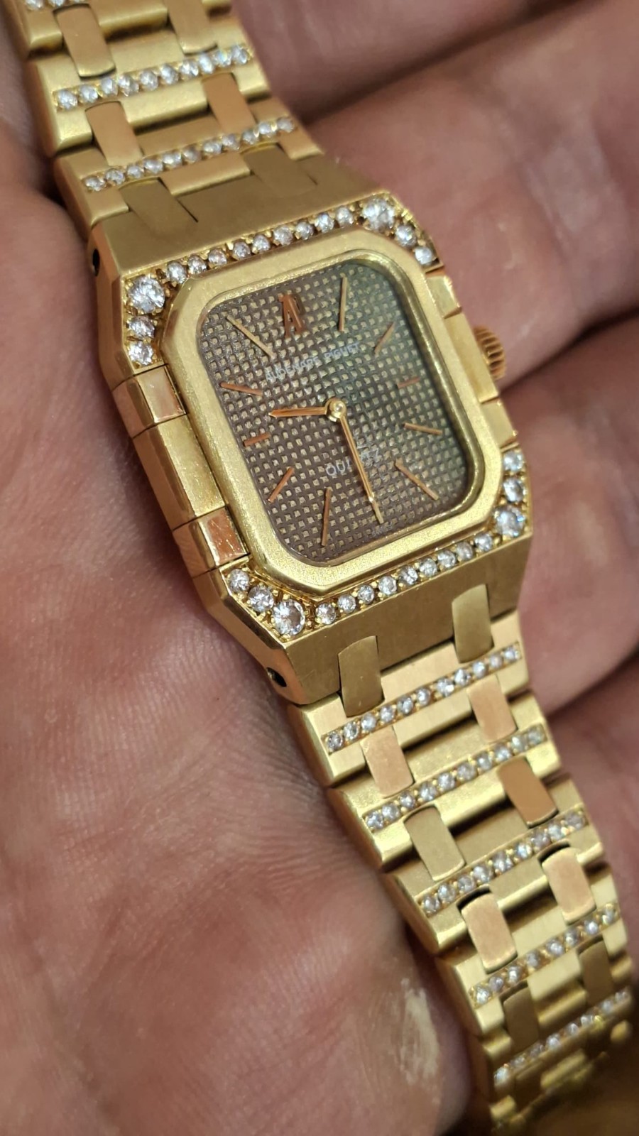 VINTAGE AUDEMARS PIGUET FACTORY LADY – GREY DIAL TAPESTRY MK1 –