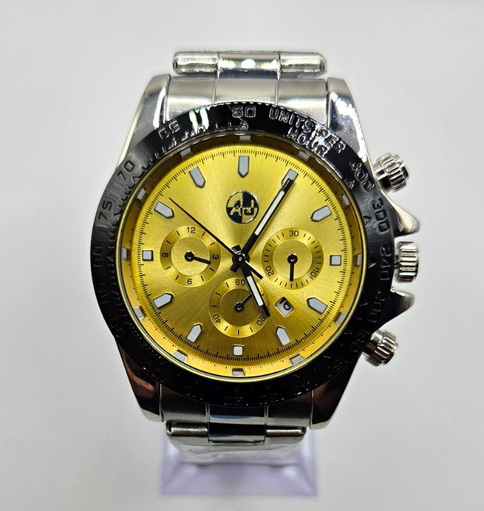 Gold Dial Chronograph Date Analog Wristwatch Silver Metal Bracelet, Black Bezel