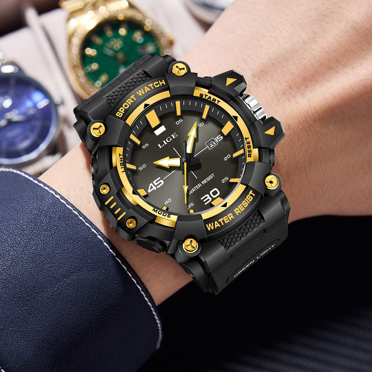 Luxury Men’s Watch Quartz Diver Sport Analog Luminous Waterproof Man Wristwatch