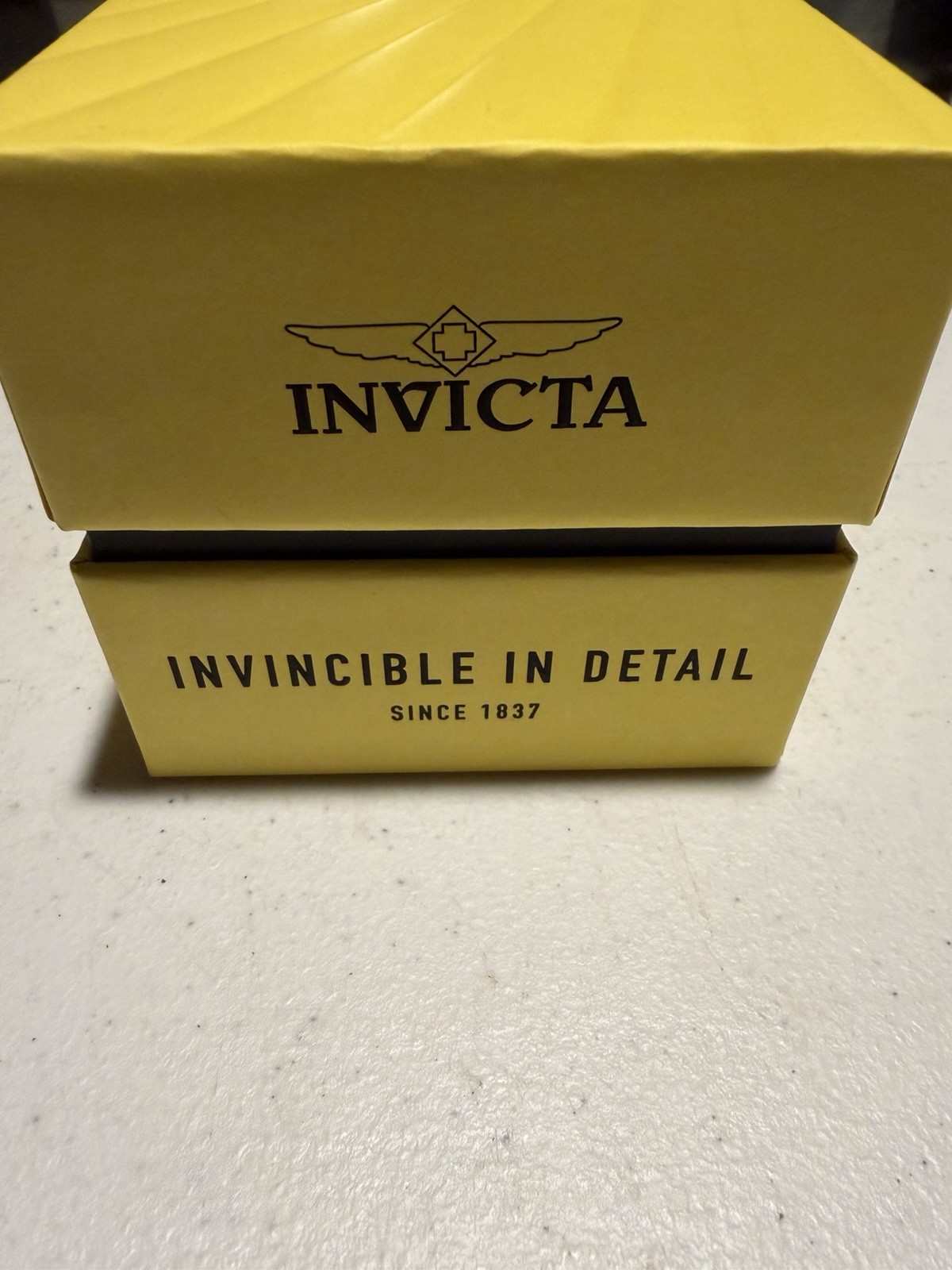Invicta Pro Diver Men’s Quartz Chronograph 48mm White Dial 200m Box