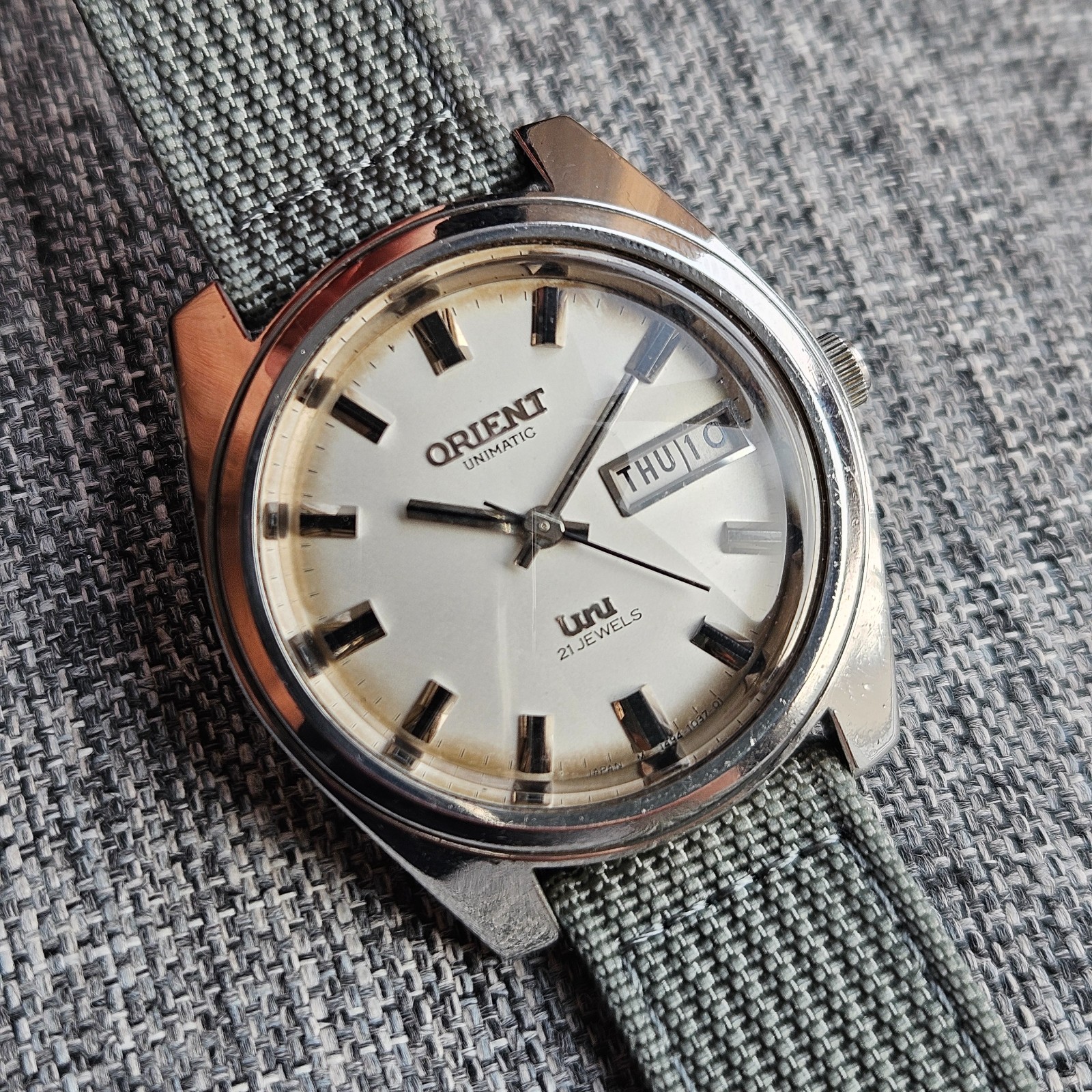 Vintage Orient UniMatic F149-10370 21 Jewels Automatic Day Date Men’s Watch