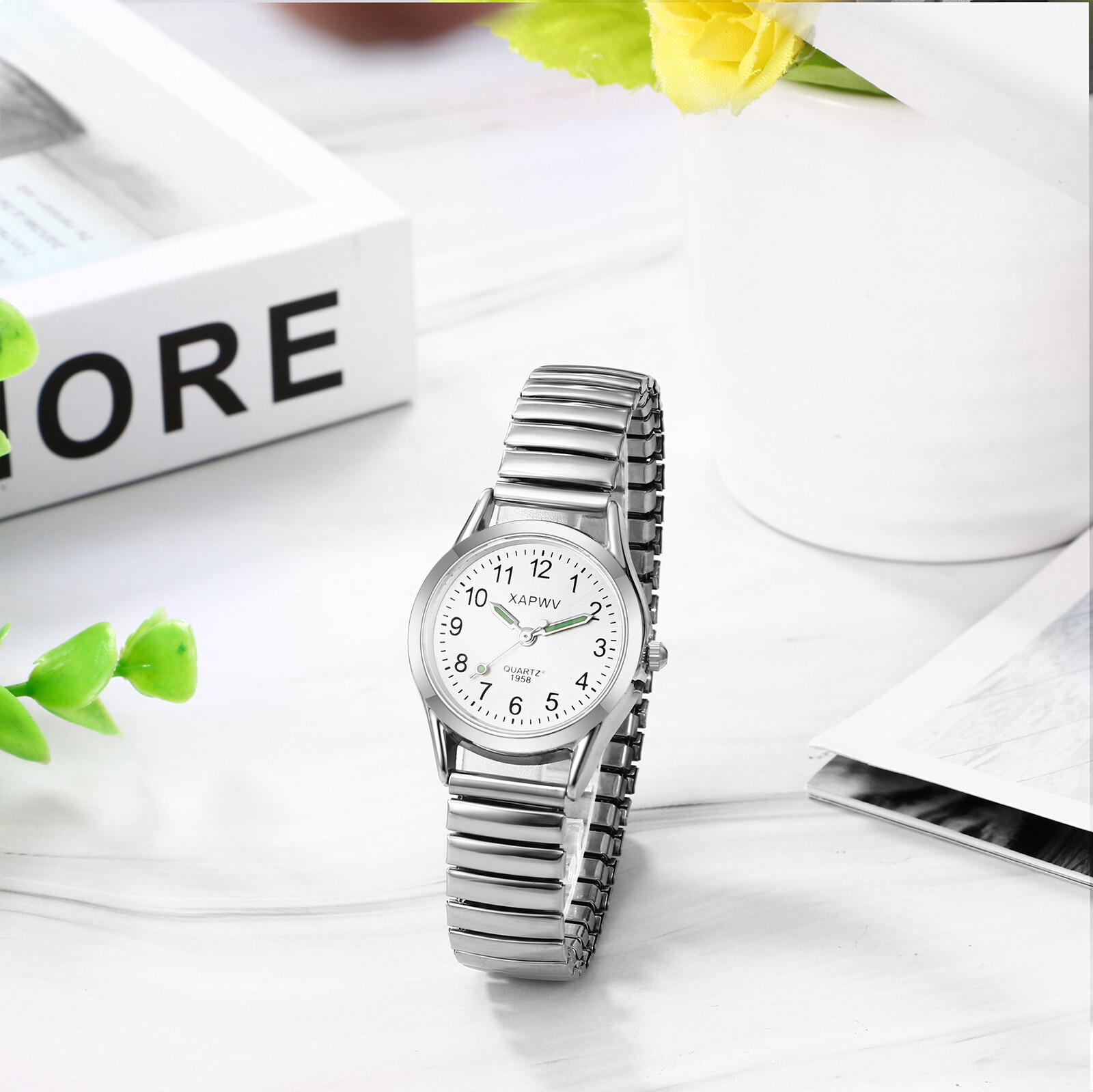 Men’s Women’s Stainless Steel Elastic Band Luminous Indicator Quartz Wrist Watch
