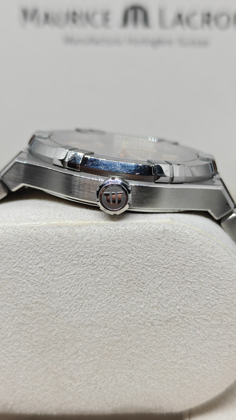Maurice Lacroix AIKON, Automatic, 42mm – AI6008-SS002-730-1
