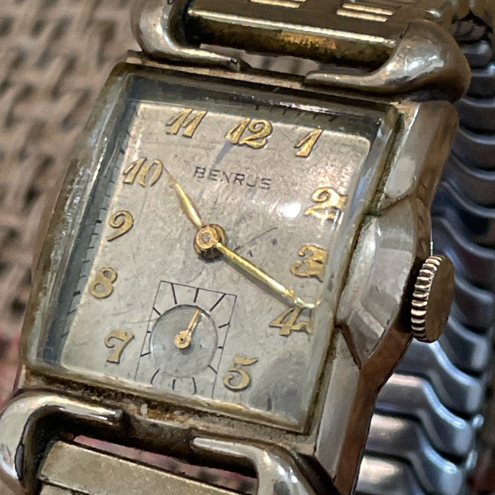 BENRUS Mens Art Deco Style Tank Watch. 10K Gold Filled 17 Jewels BA2 SWISS Runs
