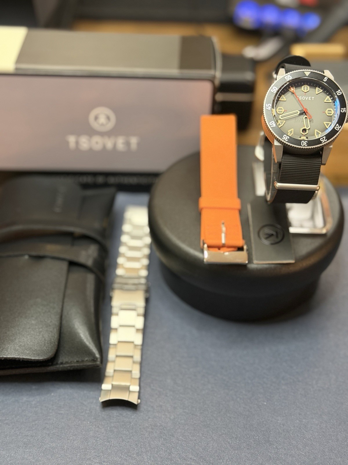 Tsovet JMT-DW42 Global Explorer II Men’s Automatic Diver Watch