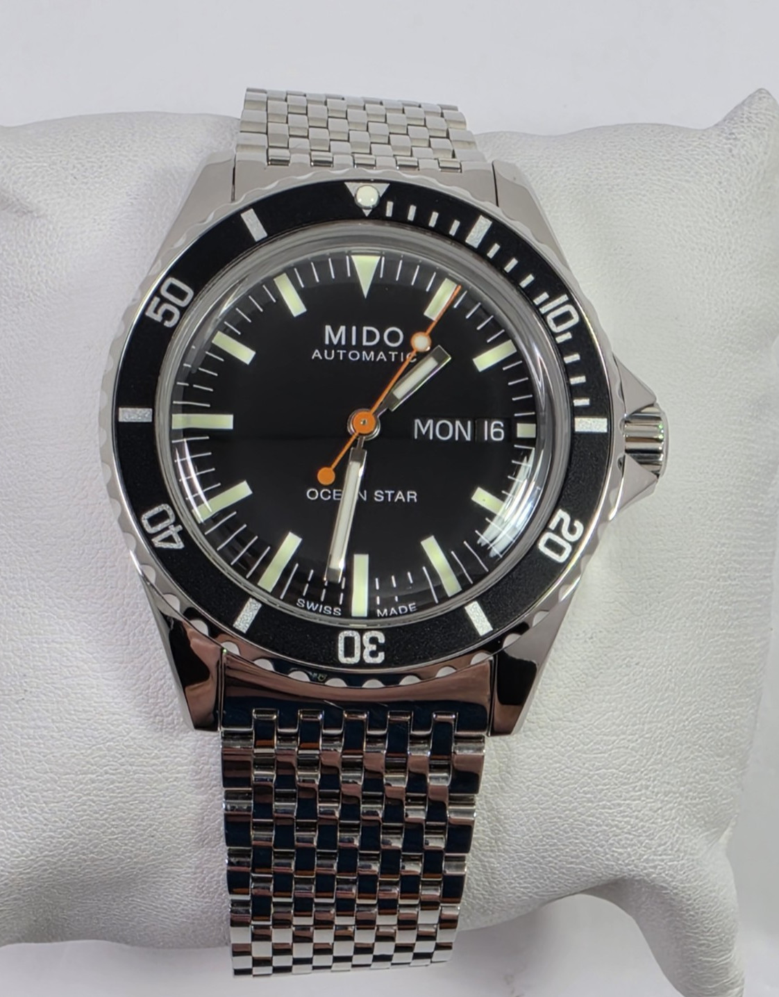 Mido Ocean Star SWISS Automatic Black Dial Men’s Diver Watch M0268301105100