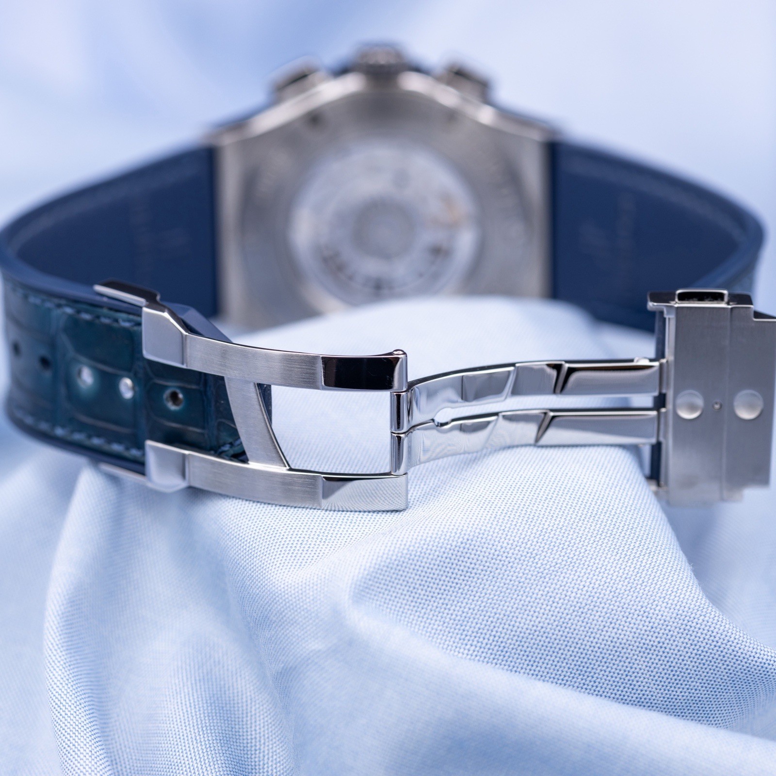 Hublot Classic Fusion Chronograph Blue Dial 521.NX.7170.LR Box+Papers & Receipt