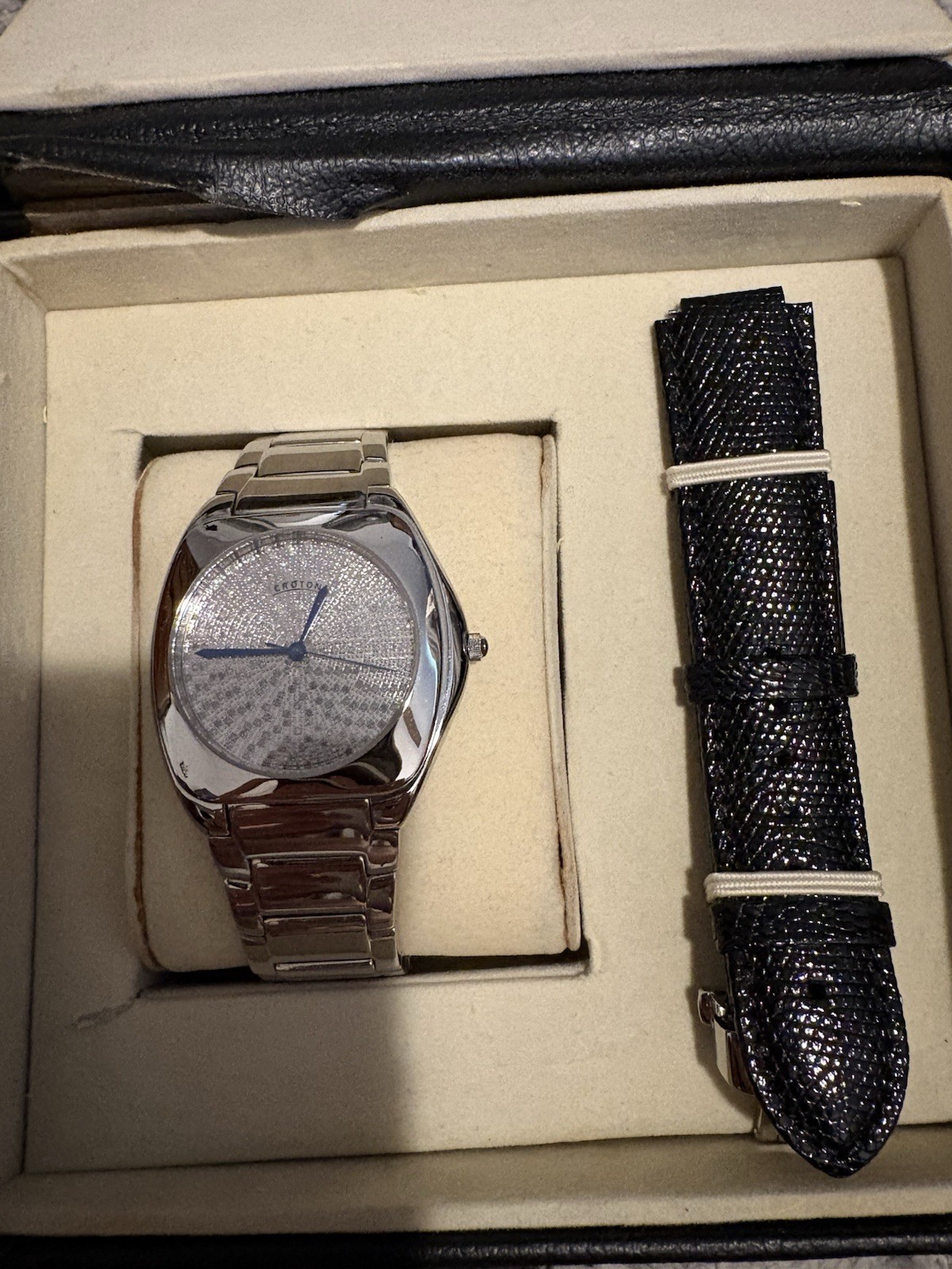 Croton CN307053 Swiss Made Sapphire Watch w/ Box & Extra Strap