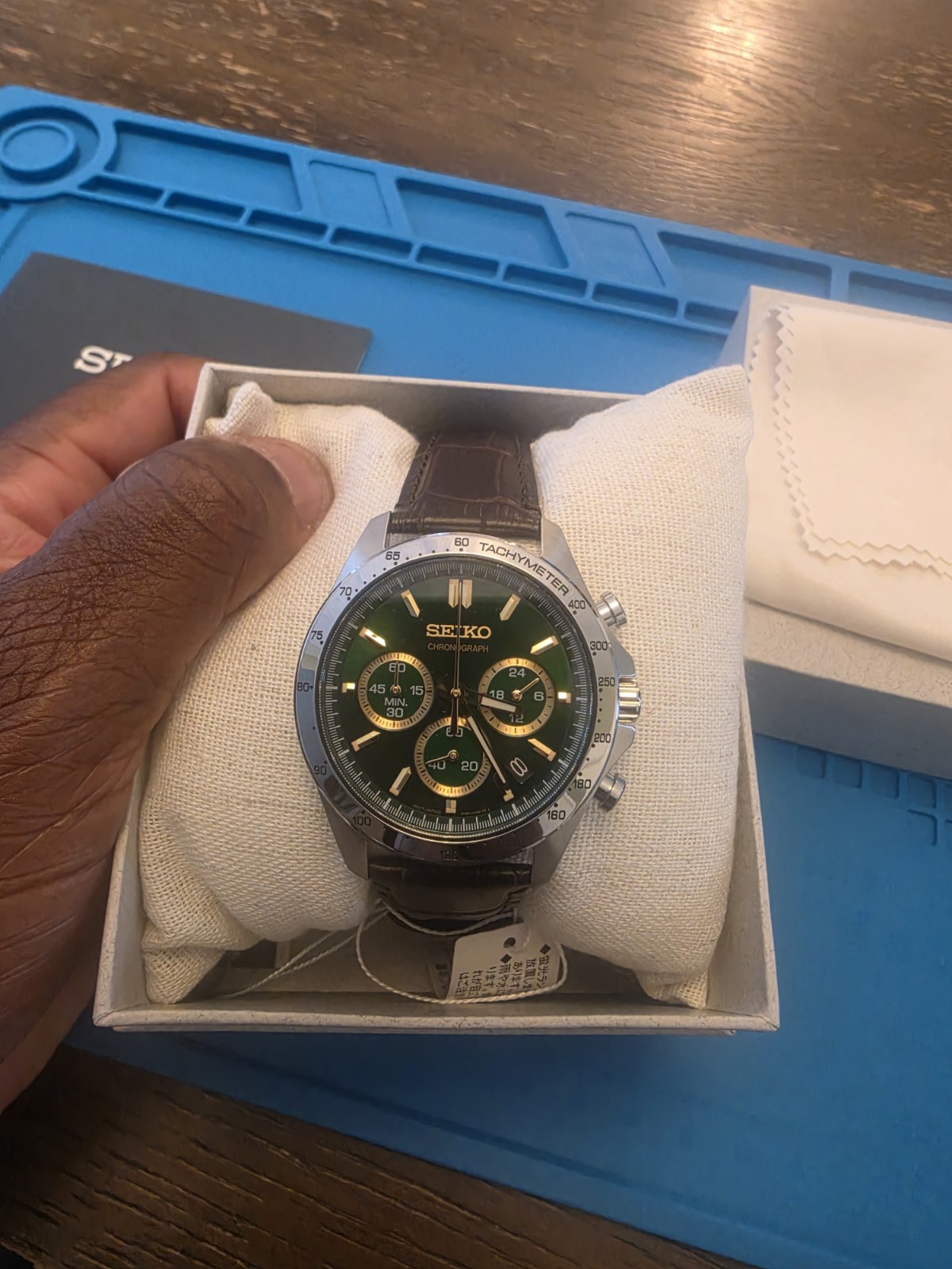 Seiko Chronograph Men’s Quartz Tachymeter Green Dial Brown Leather Strap